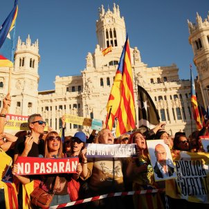 El independentismo se da a conocer en Madrid: "Hemos venido a despedirnos"