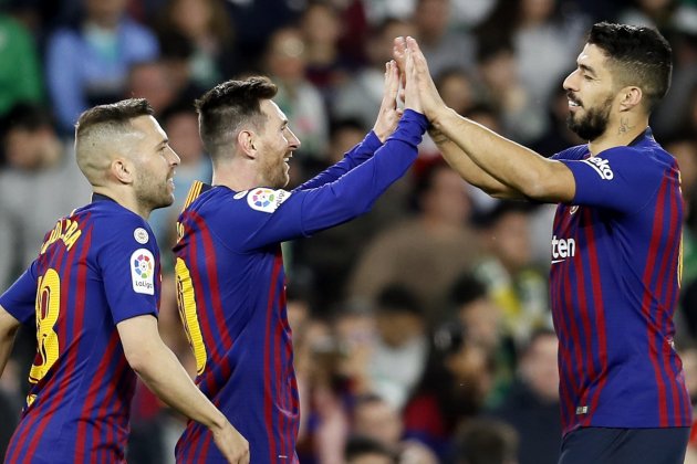 Messi Luis Suarez Jordi Alba Betis Barca EFE