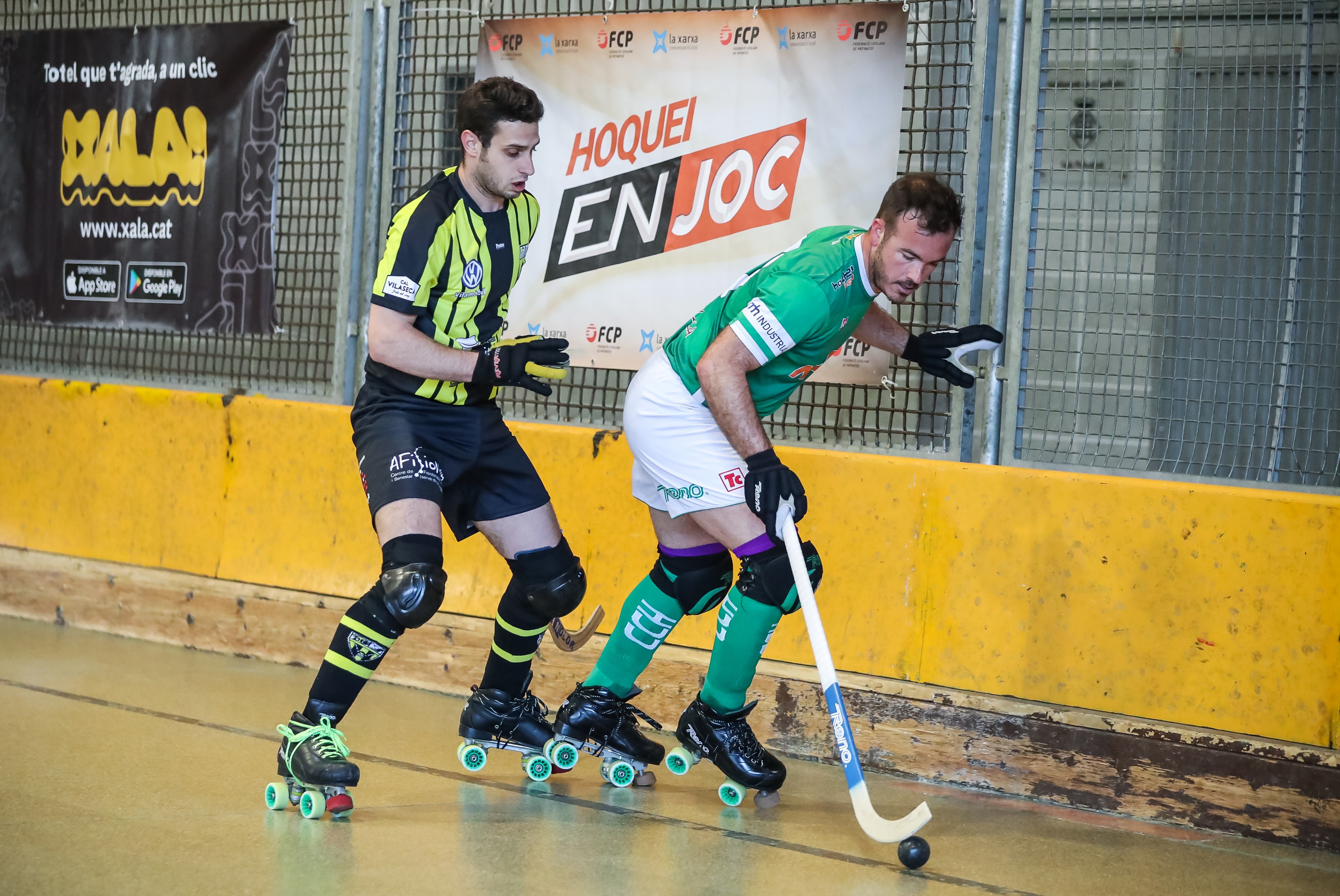 El Cerdanyola s'imposa a Capellades (2-3) i colpeja primer al play-off