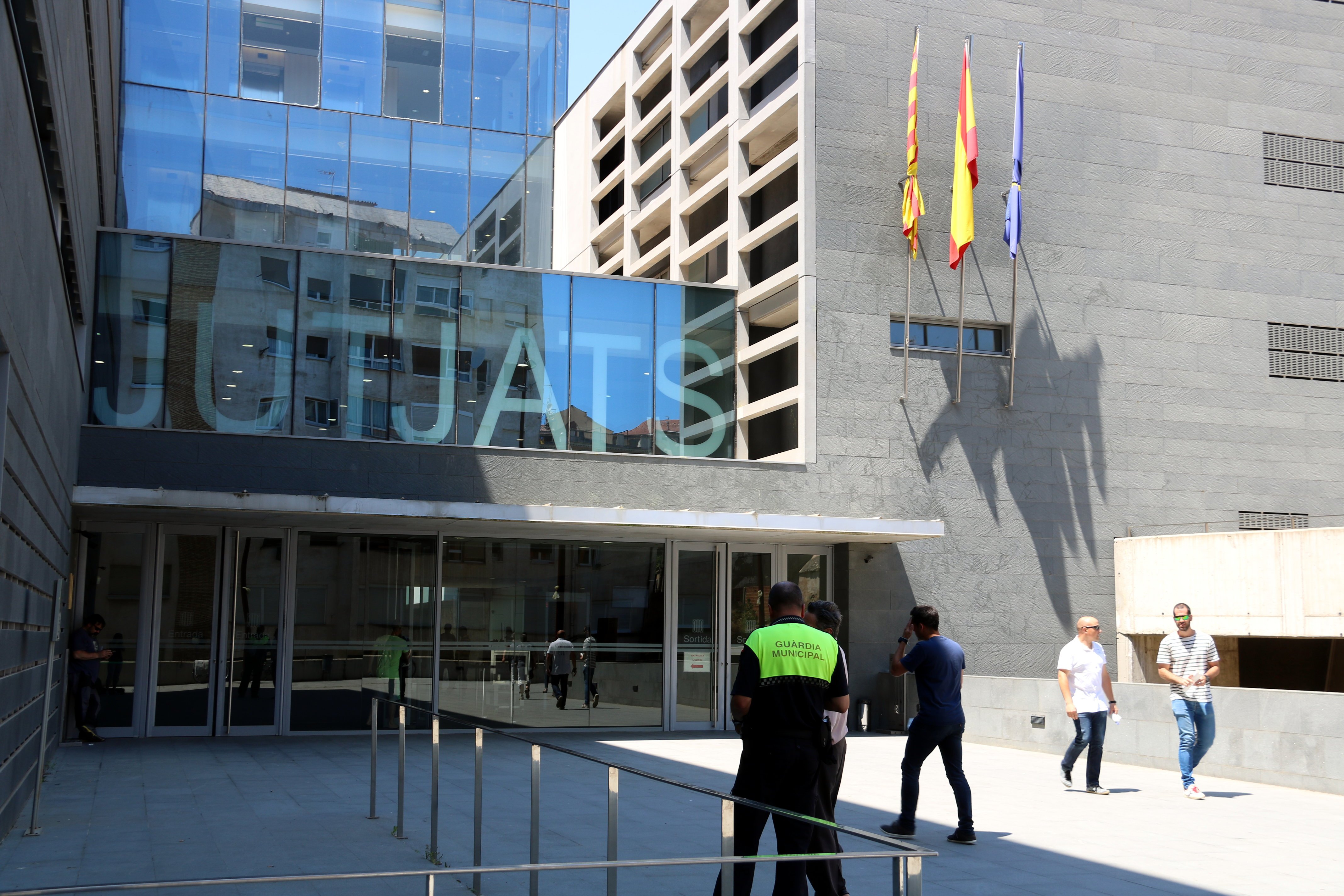 La jutge arxiva la causa per les càrregues de l'1-O a Castellgalí