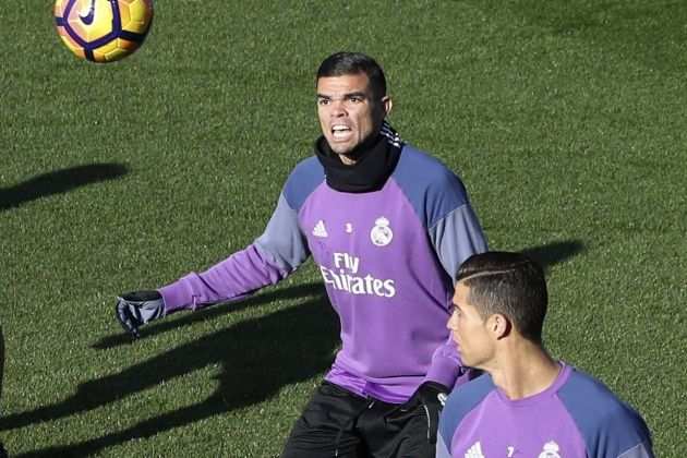 Pepe Cristiano Ronaldo Real Madrid entrenamiento Efe