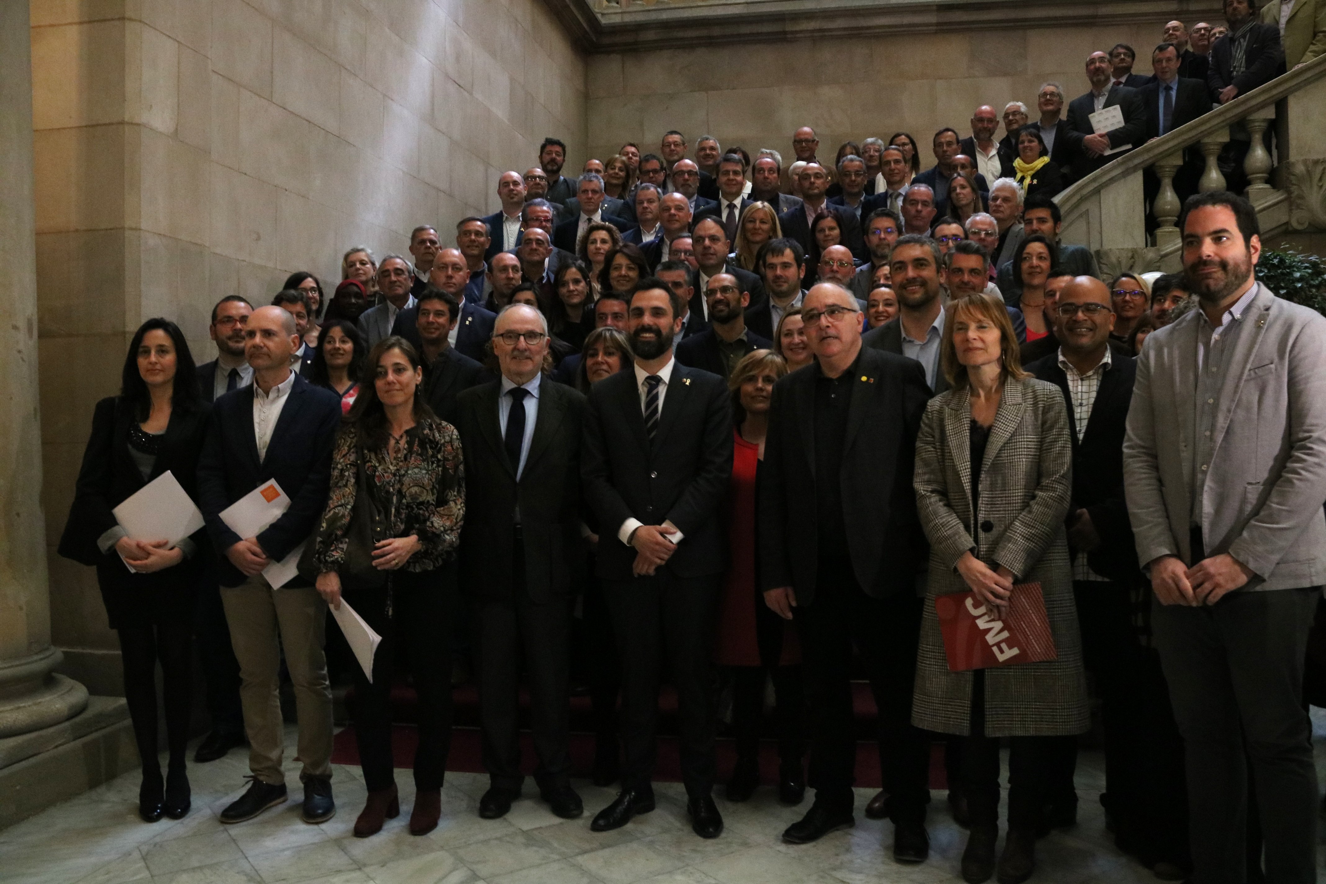 Signat el Pacte contra la segregació escolar