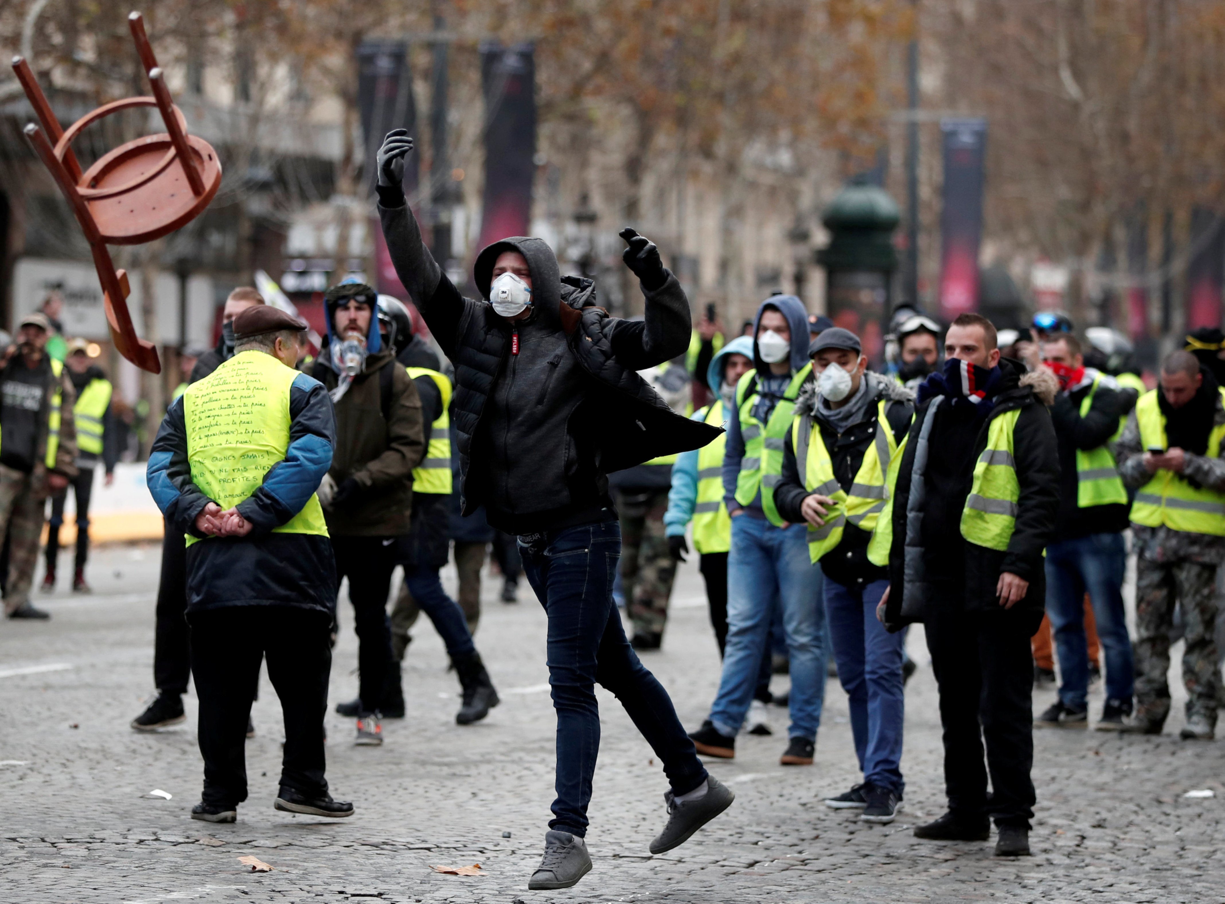 França prohibirà manifestacions als Camps Elisis si hi ha ultres