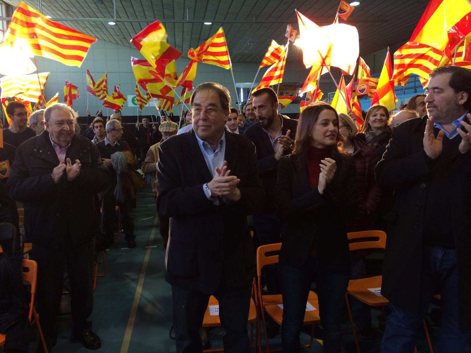 Históricos de C's apoyan a Arrimadas el 6-D, en plena tormenta interna