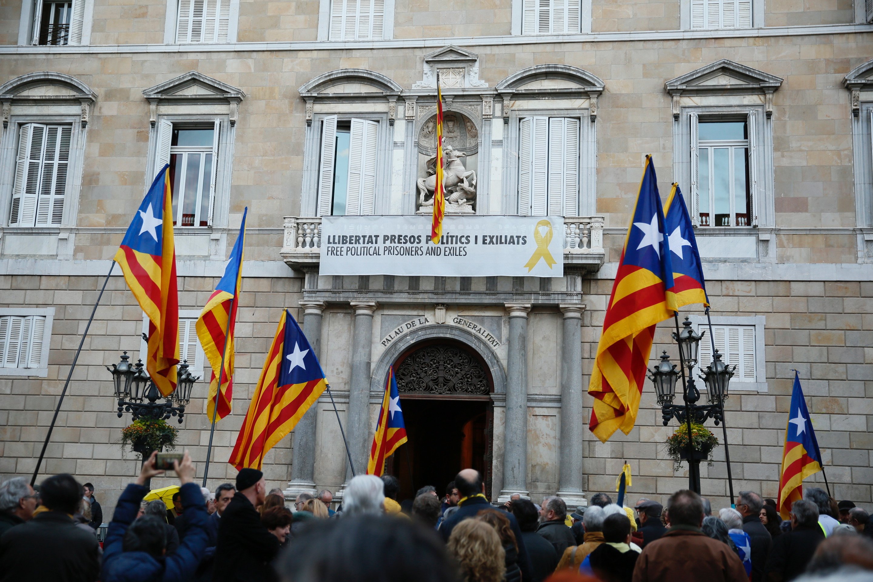 La JEC multa a Torra con 3.000 euros por los lazos amarillos