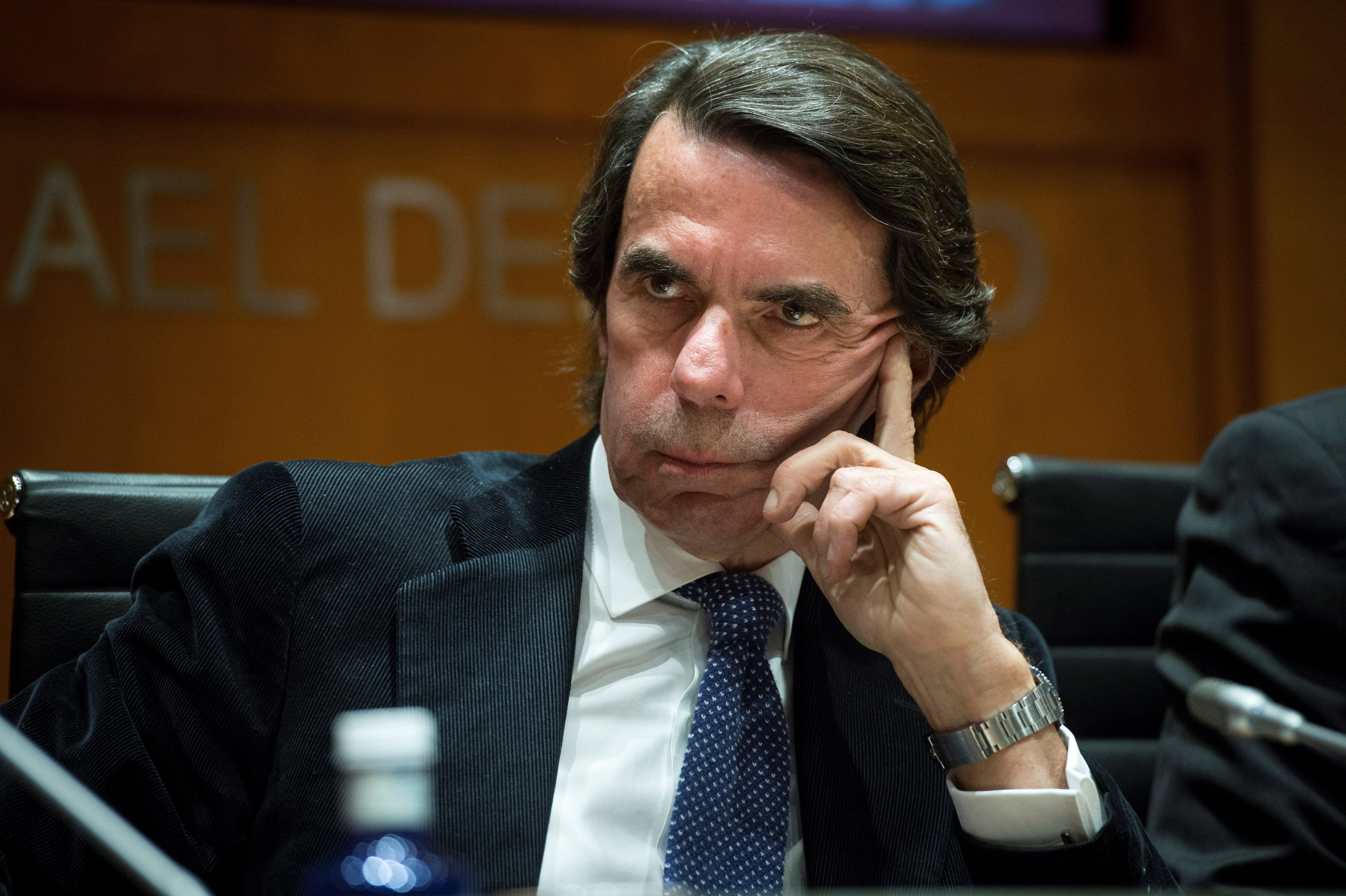 Aznar advierte que los presos podrían ser indultados si gobiernan las izquierdas