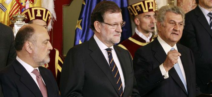 EN DIRECTO: Mas tacha al gobierno Rajoy de "partidista" desde París