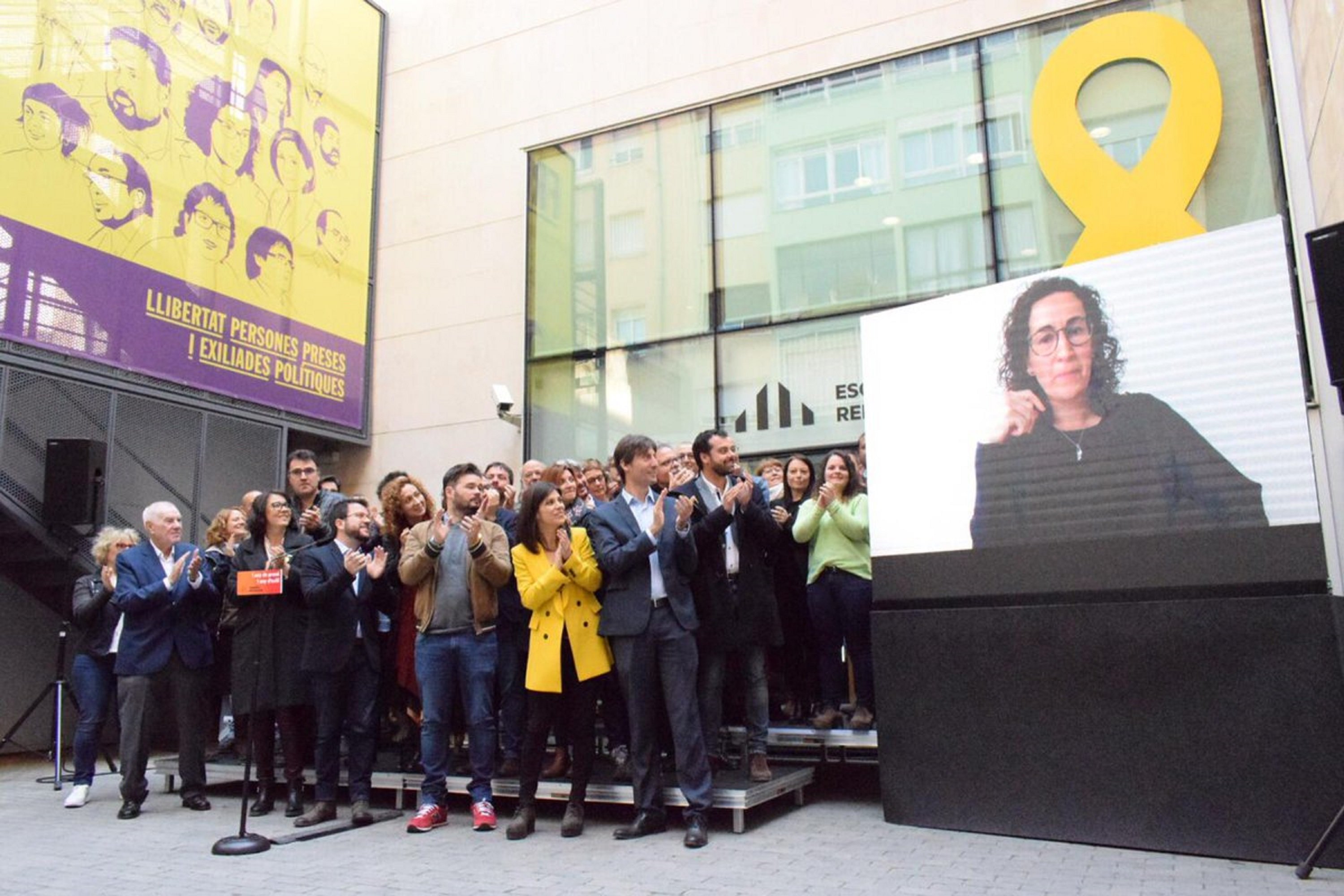 Rovira, en l'aniversari del seu exili: "Seguim dempeus i ferms"