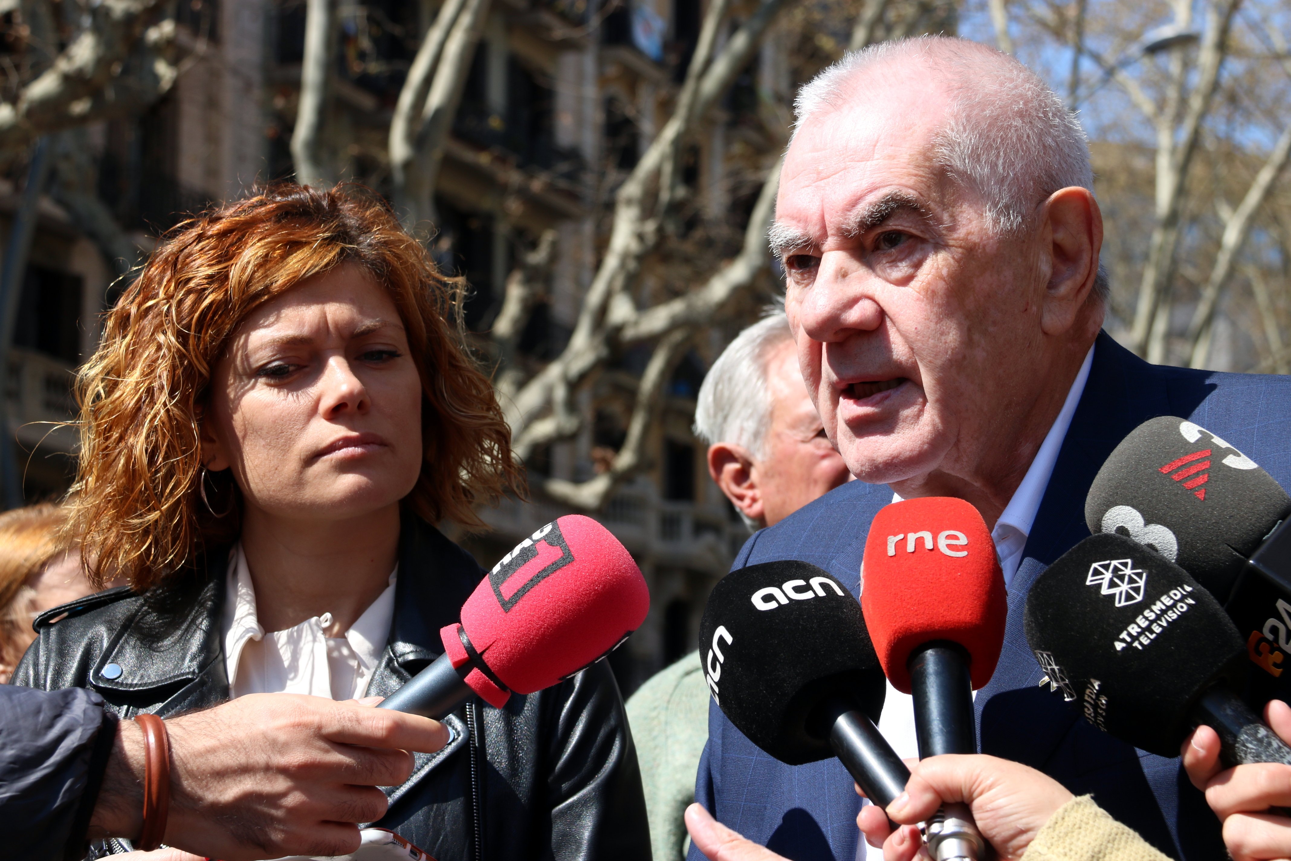 Alamany, sobre el acuerdo con ERC: "Suma las realidades del 15-M y del 11-S" Alamany, sobre el acuerdo con ERC: "Suma las realidades del 15-M y del 11-S"