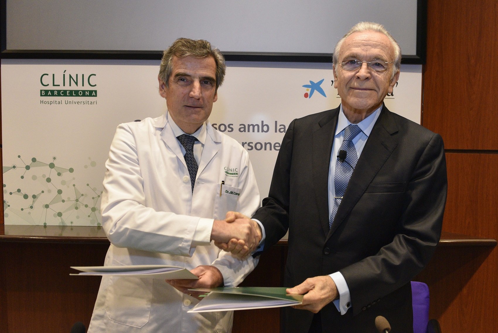 La Caixa y el Hospital Clínic de Barcelona firman una alianza para potenciar la investigación