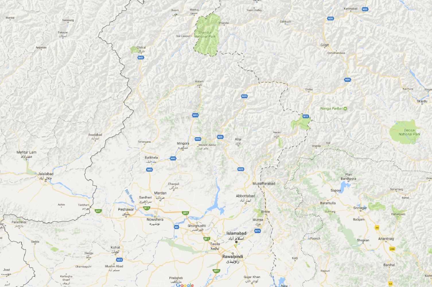 Al menos 26 muertos y 50 heridos en un accidente de autobús en Pakistán