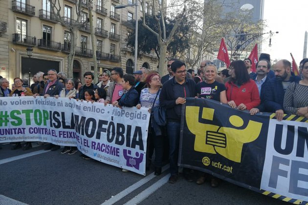 Diputada ERC Ana Surra manifestació Vox Diputada ERC Ana Surra manifestació Vox