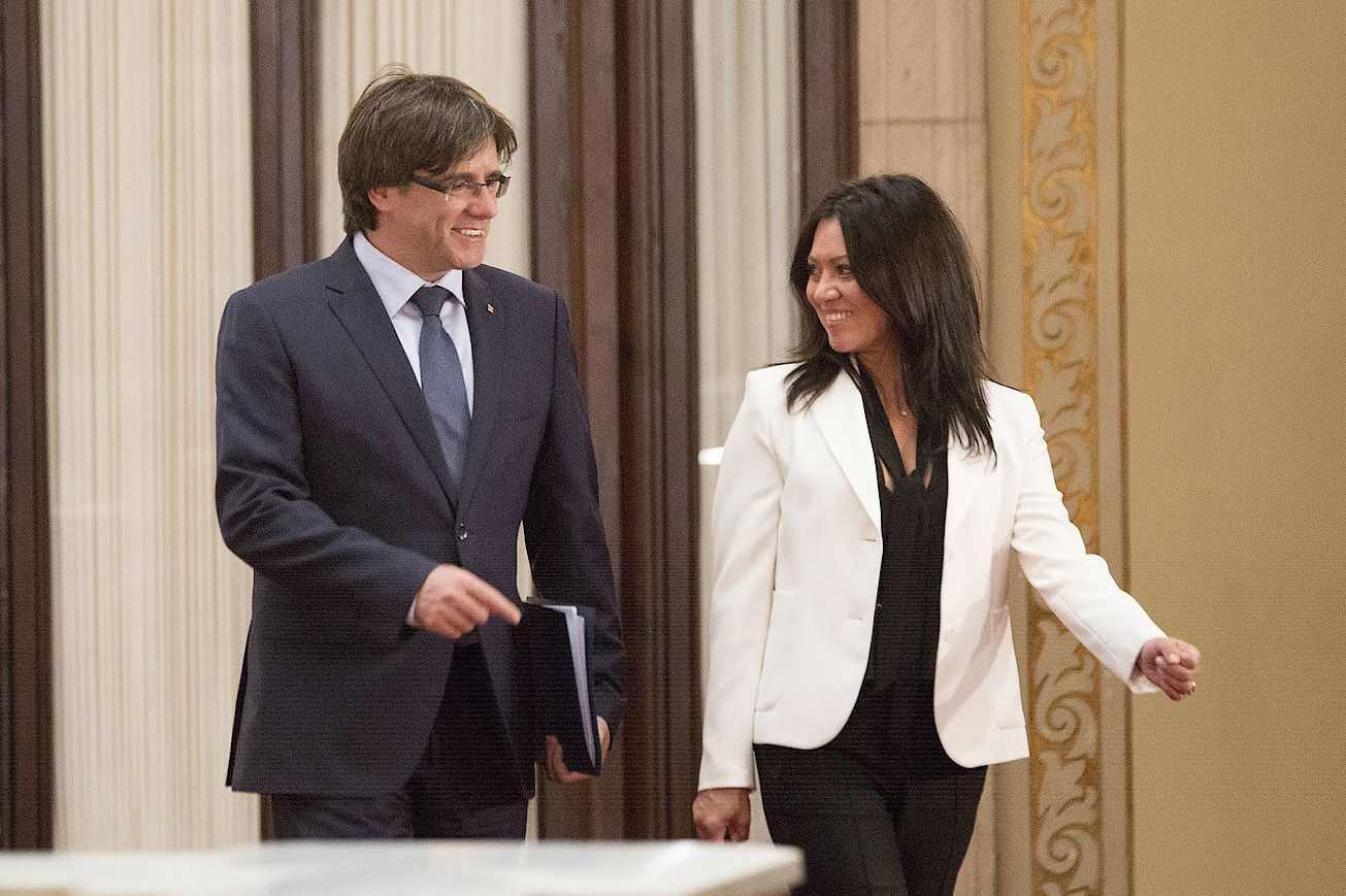 La dona de Puigdemont no té por que el president vagi a la presó