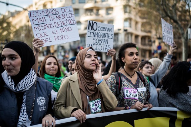 manifestacio anti vox antiracista antifeixista barcelona - bona qualitat- Carles Palacio