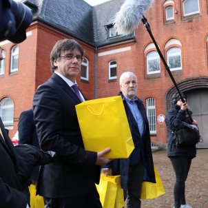 Puigdemont abans d'entrar Neumünster ACN Puigdemont abans d'entrar Neumünster ACN