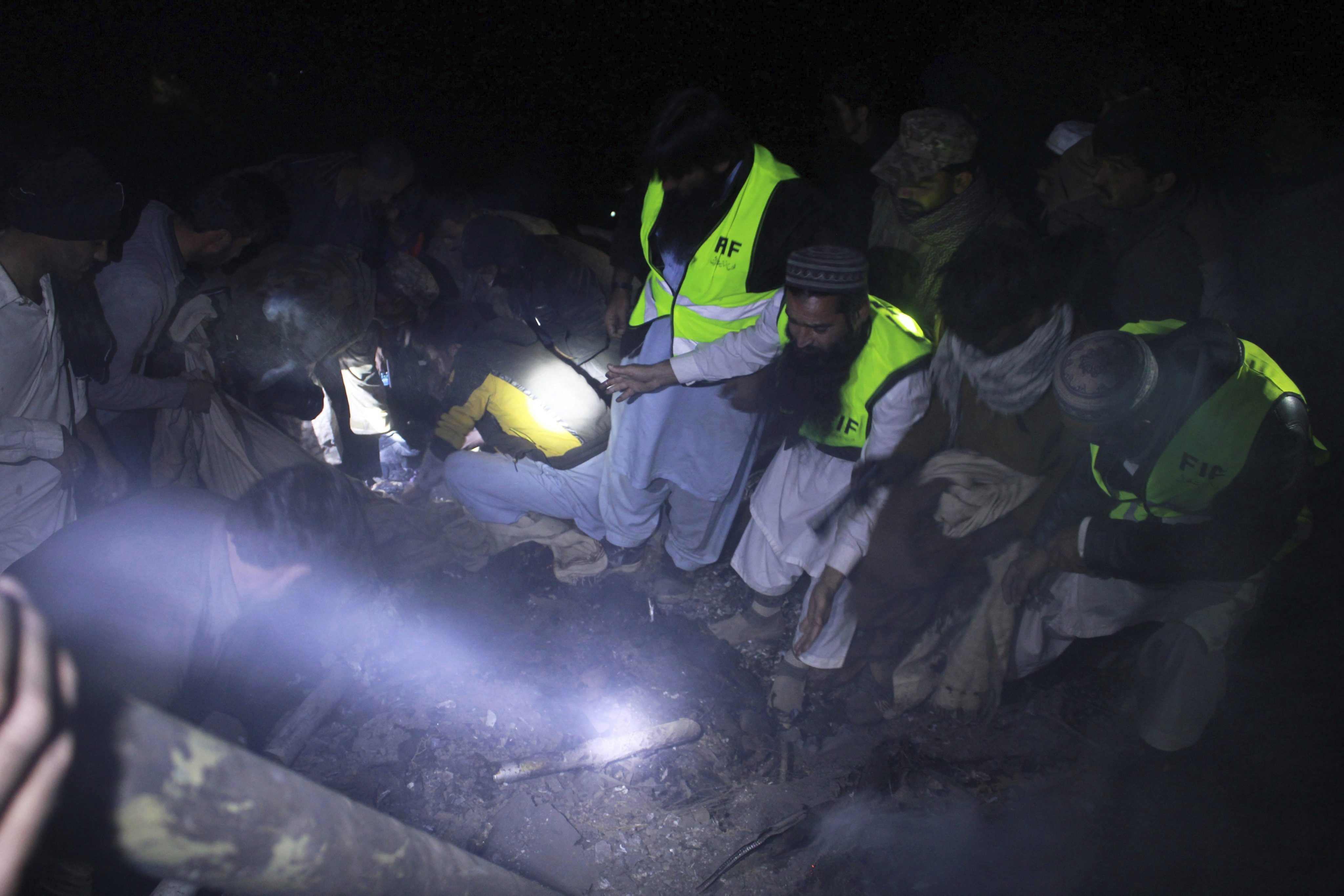 Sin supervivientes en el avión estrellado en Pakistán