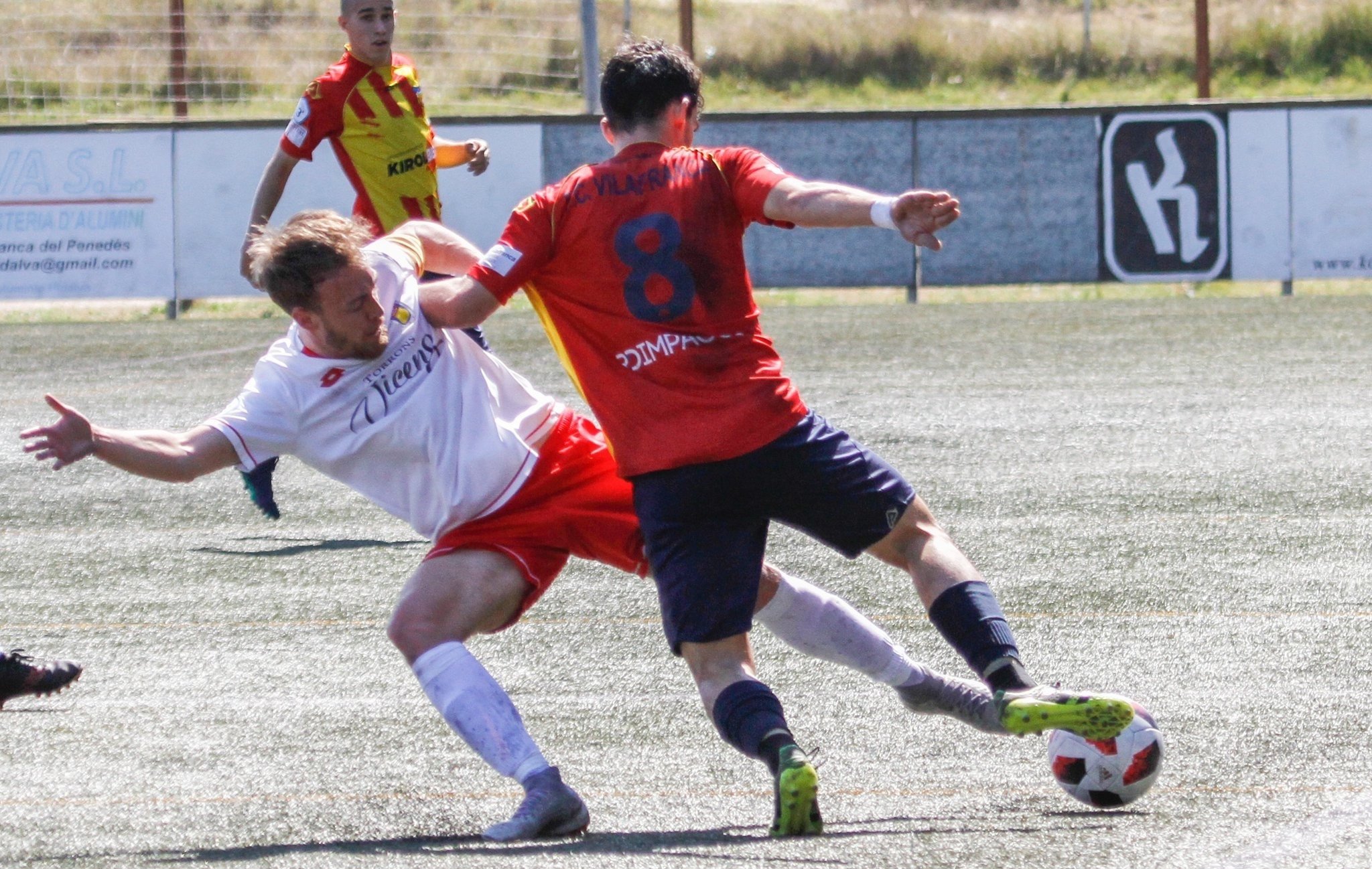 El futbolista del Vilafranca Víctor Oribe torna a fer el gol de la jornada al futbol català