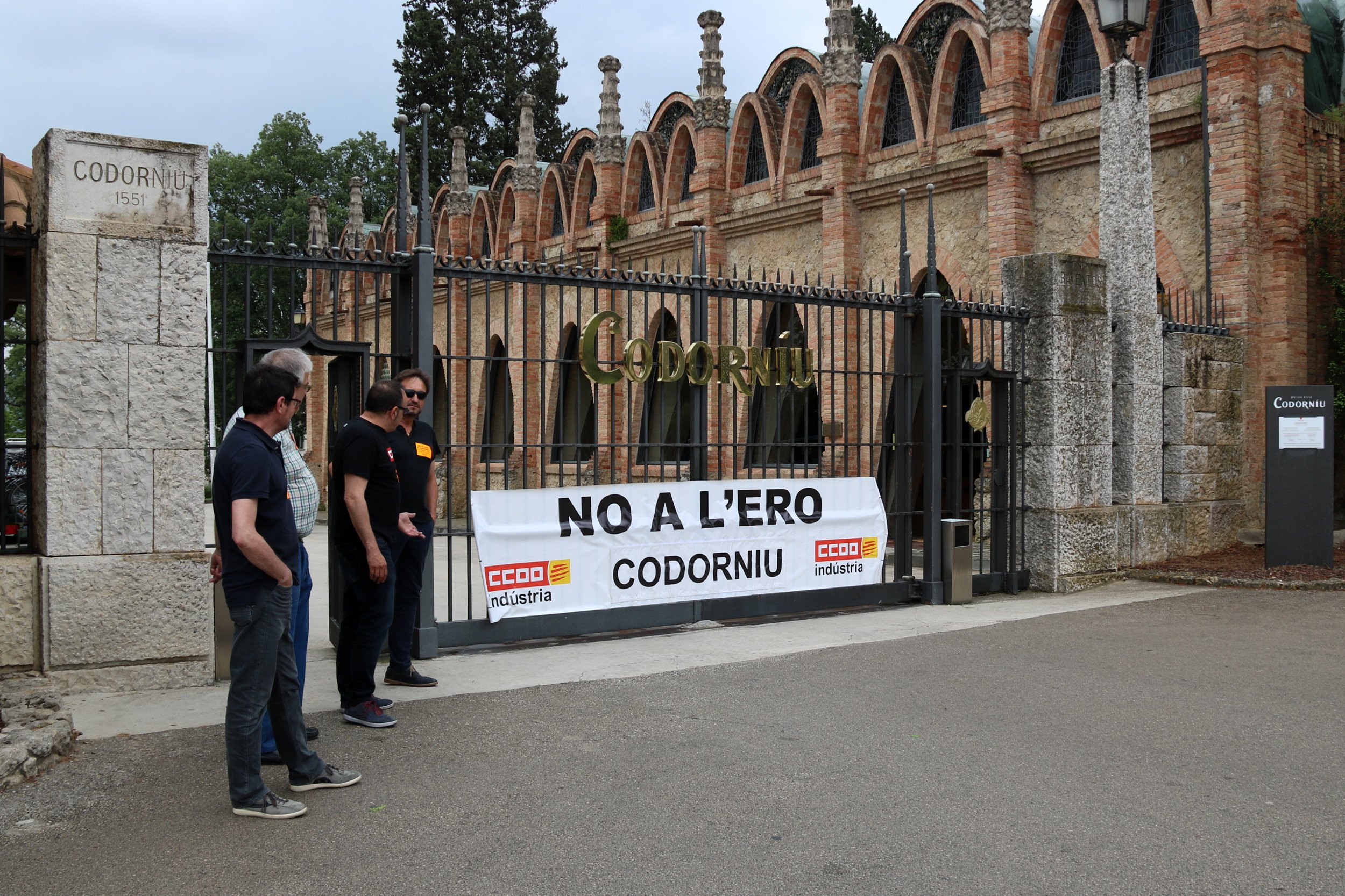 Los trabajadores de Codorniu convocan huelga por el ERE