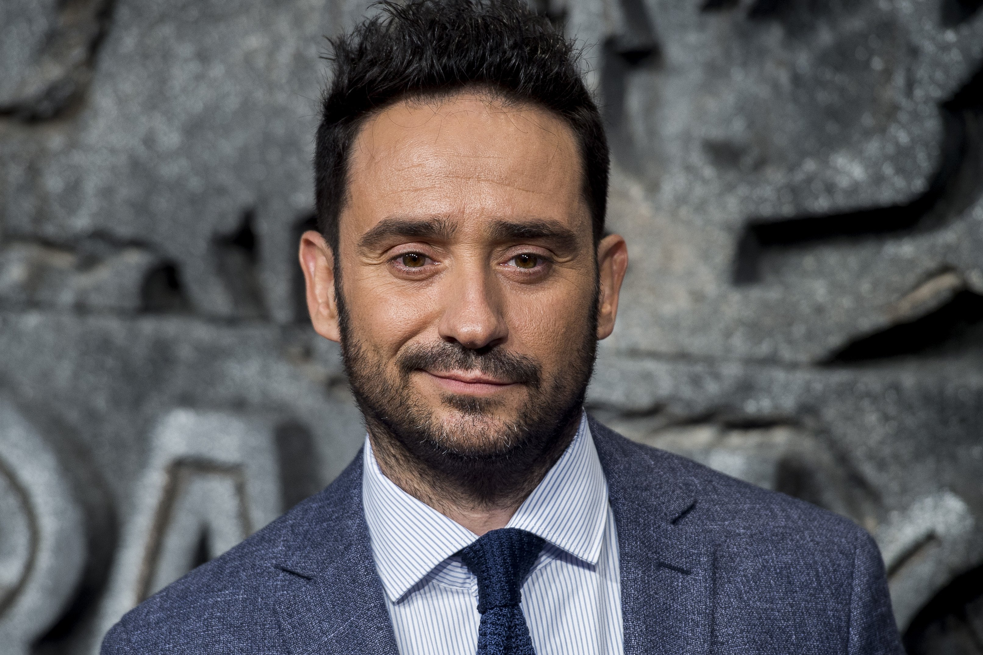 J.A. Bayona se vuelca en ayudar al Cine Maldà después del robo