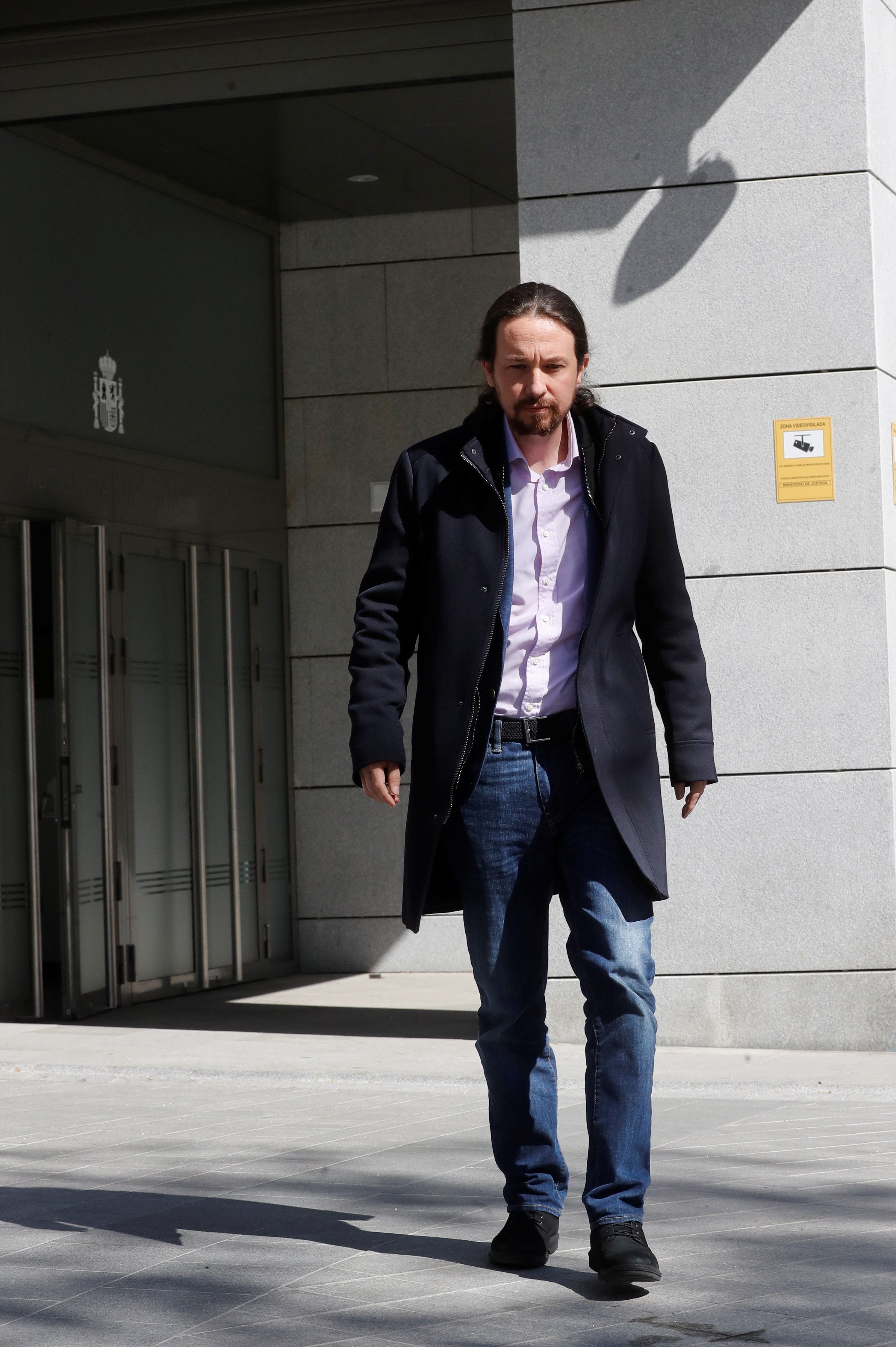 Investigan si la cúpula de Interior de Rajoy espió a Iglesias