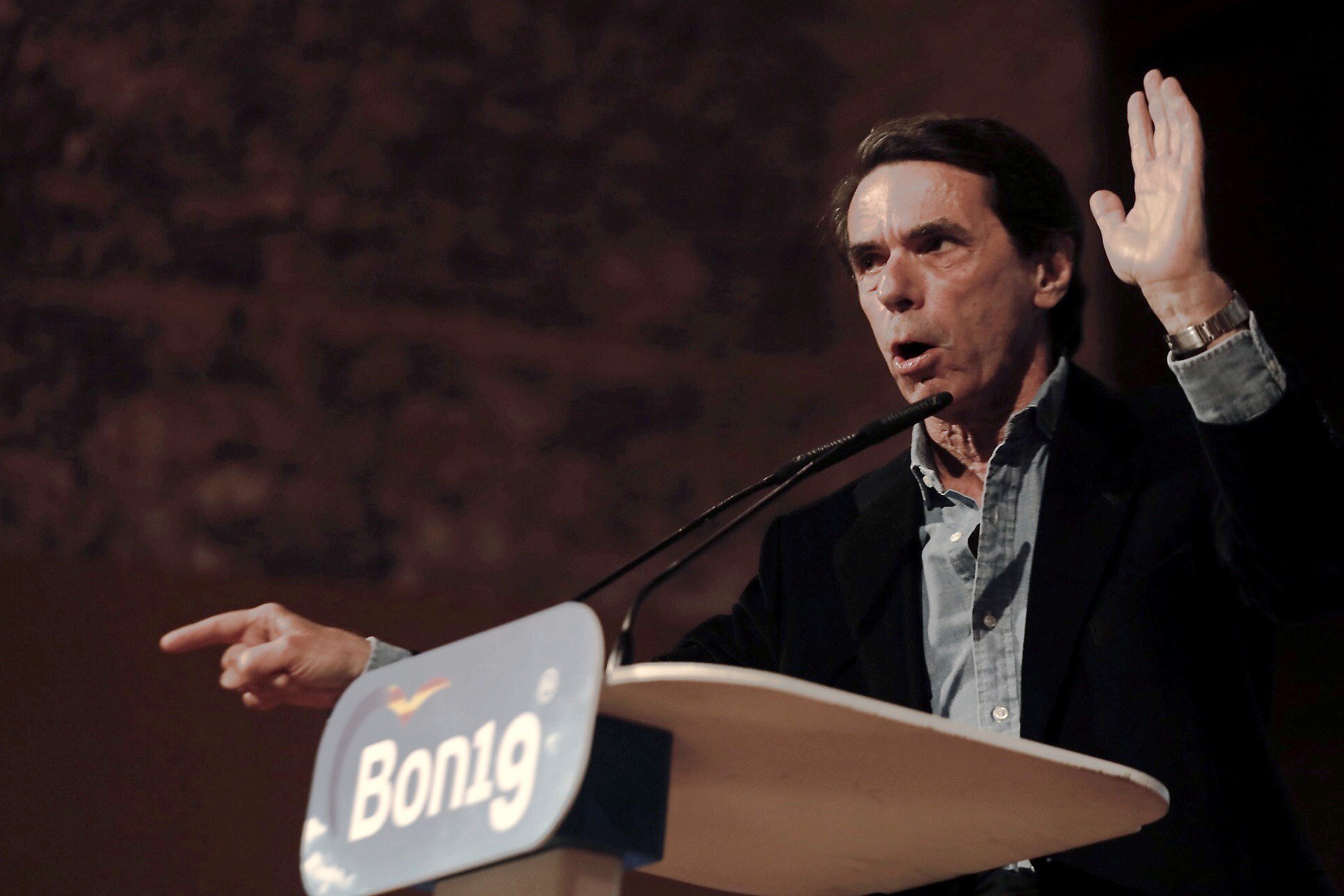 Aznar, contra Vox: "No me aguantarían la mirada"