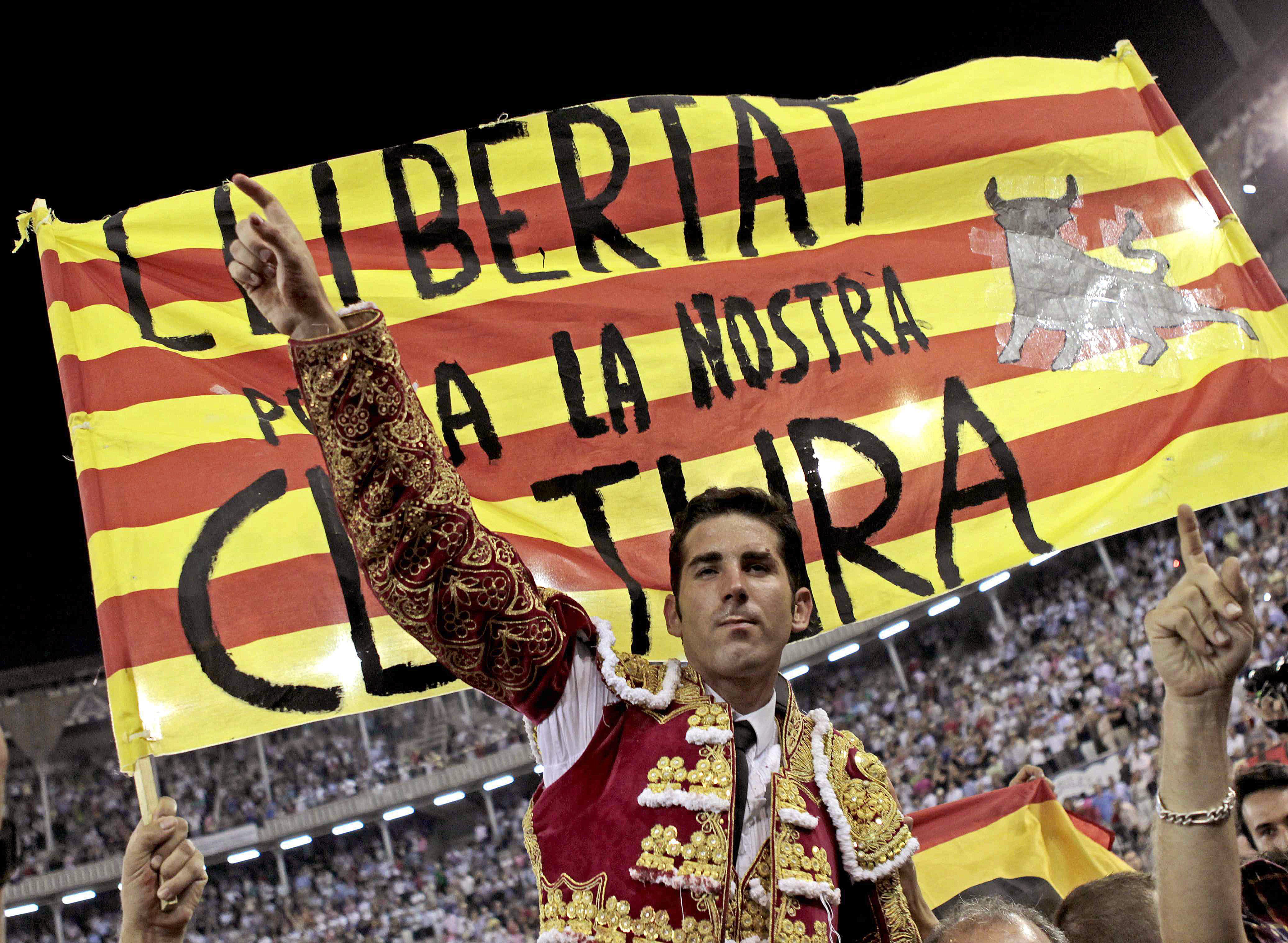 Montcada retirarà el plafó de veïns il·lustres, on apareix el torero de Vox