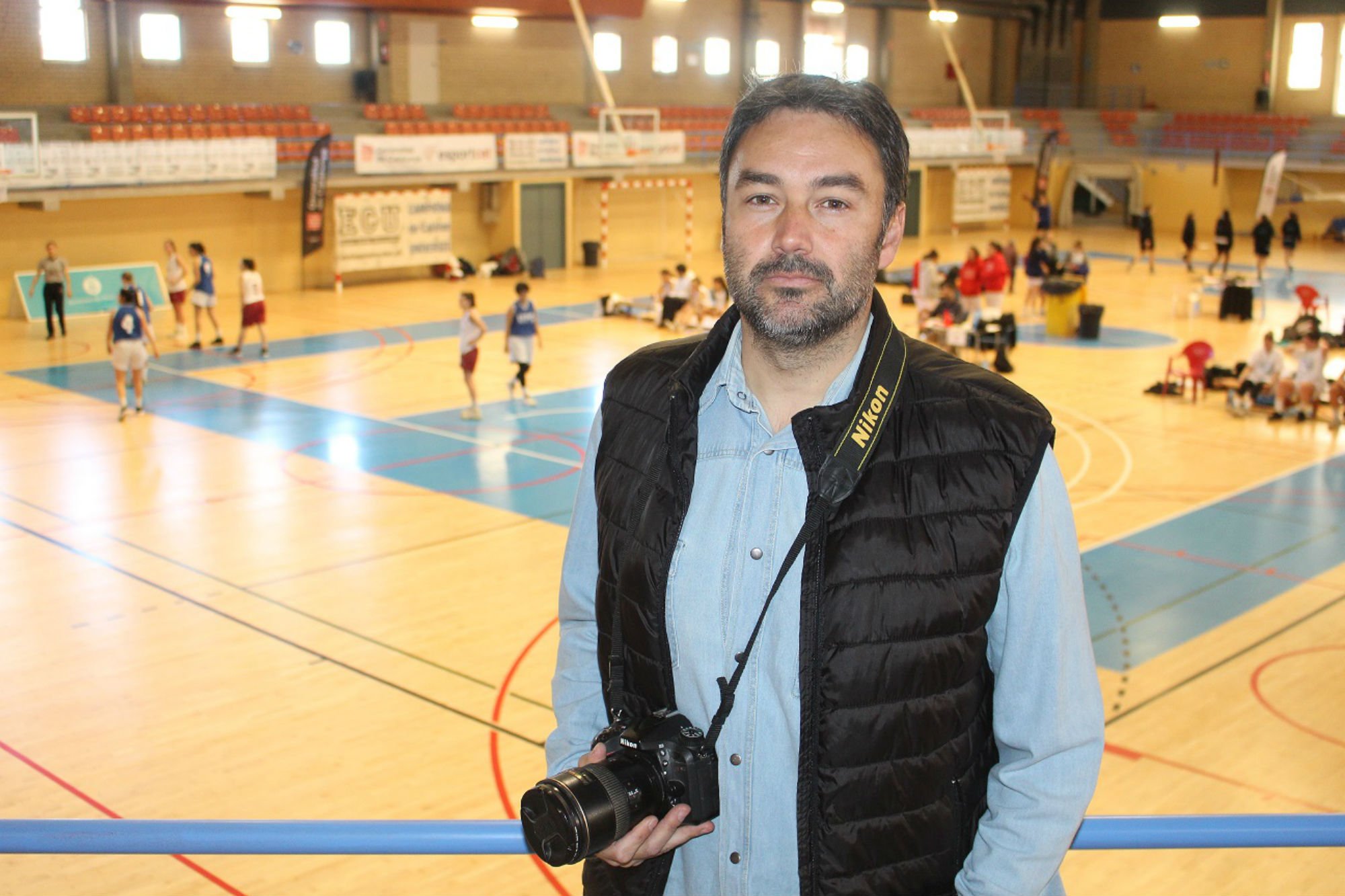 Ivan Faure, un entrenador experimentat de bàsquet amb molt de món