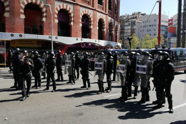Manifestació Vox Barcelona Mossos Marc González Manifestació Vox Barcelona Mossos Marc González