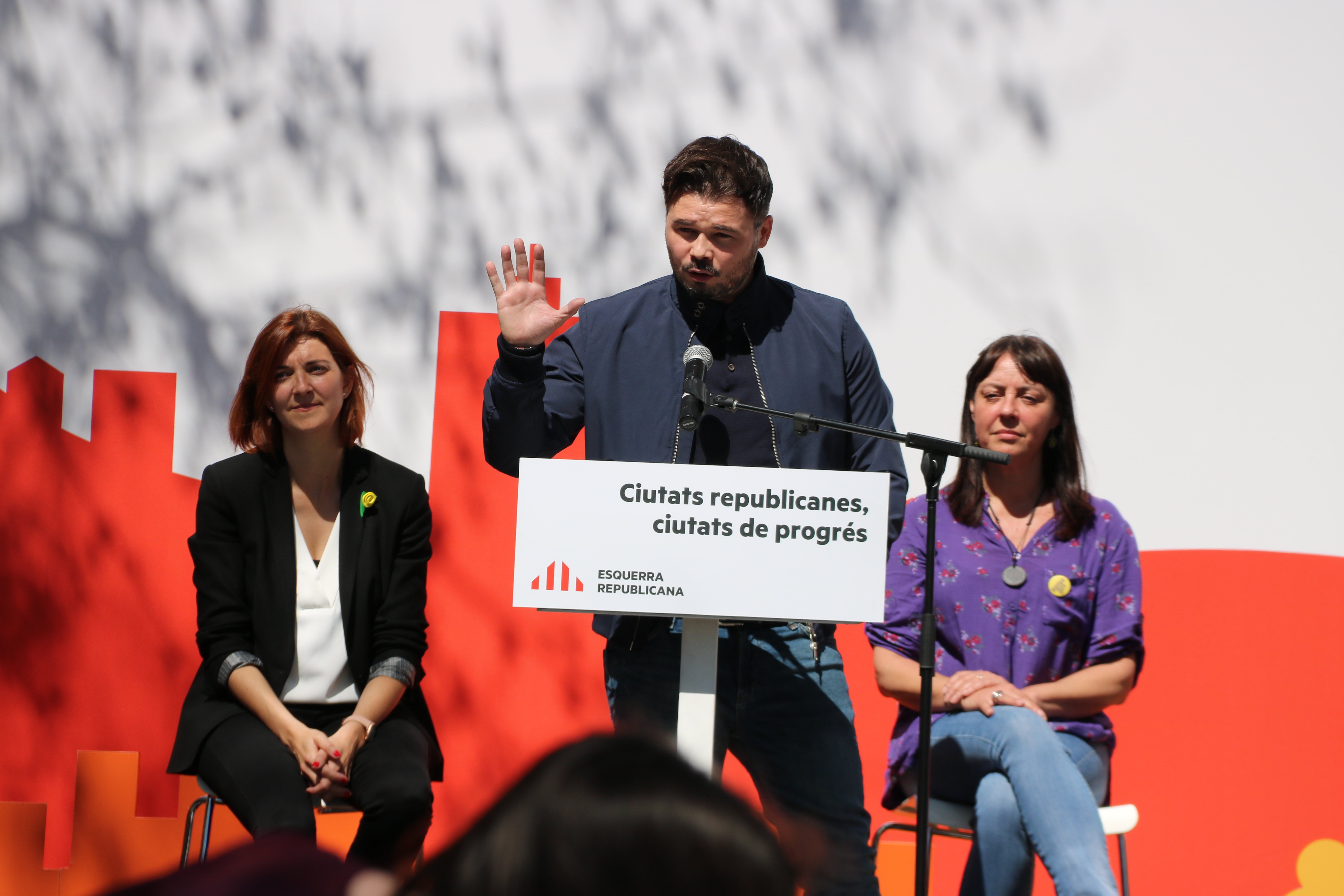 Rufián avisa que si el PSC guanya a Catalunya el 28-A també "guanya Cs"
