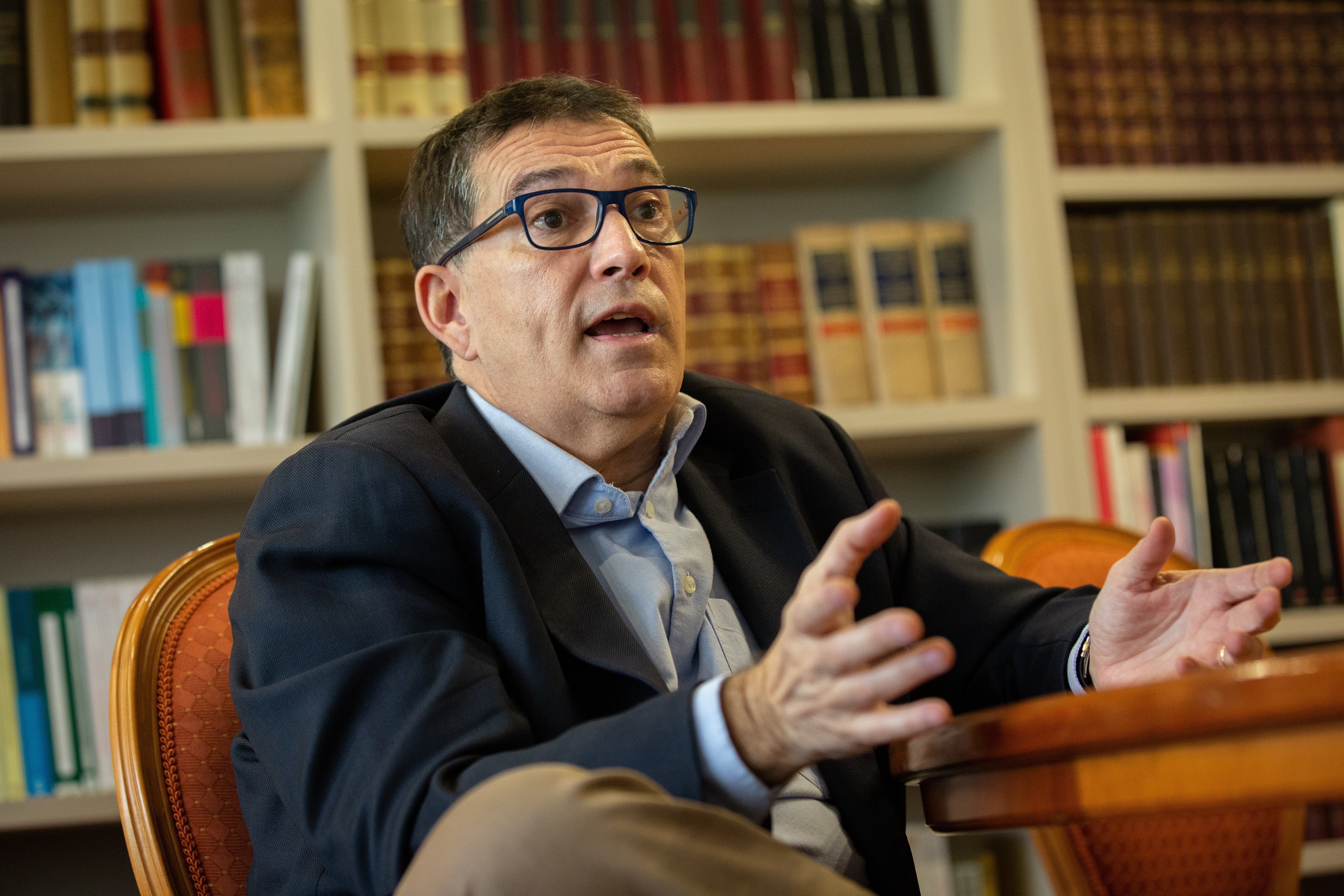 Cuevillas aconsella a Puigdemont no tornar fins a tenir sentència de Luxemburg