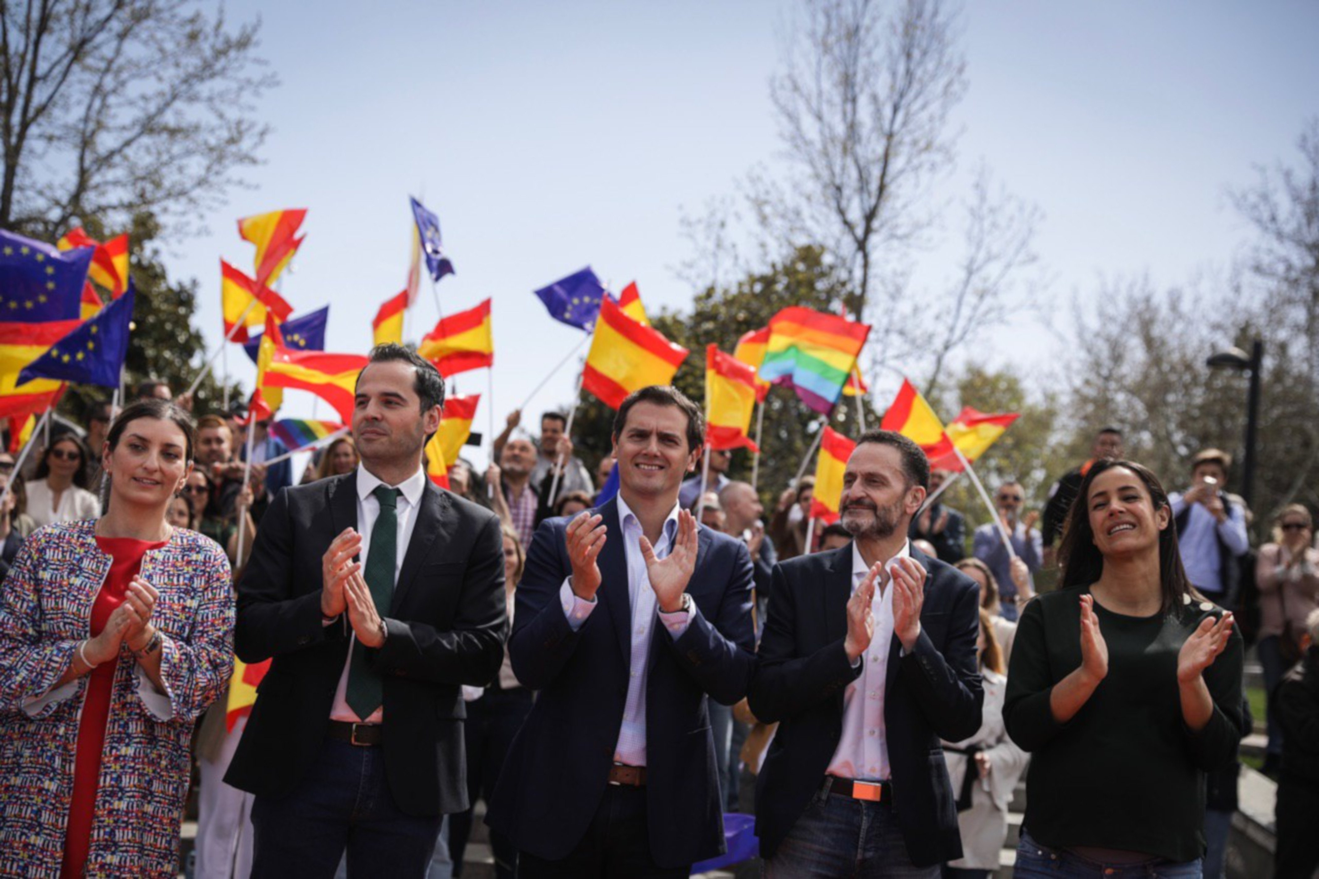 Rivera se suma a Arrimadas i reclama "la dimissió d'Iceta"