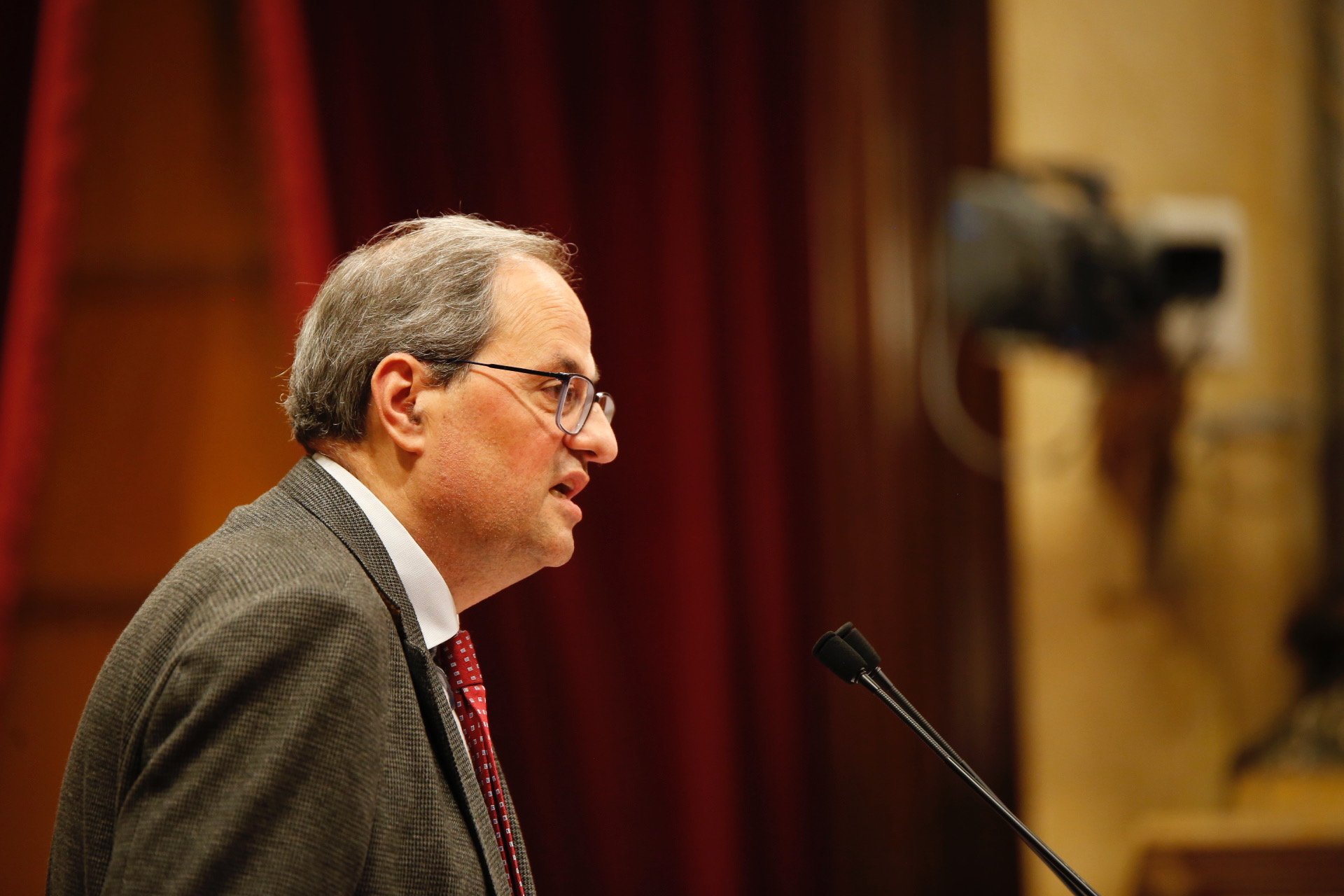 Torra passa a l'atac davant del setge creixent de l'oposició (CUP inclosa)