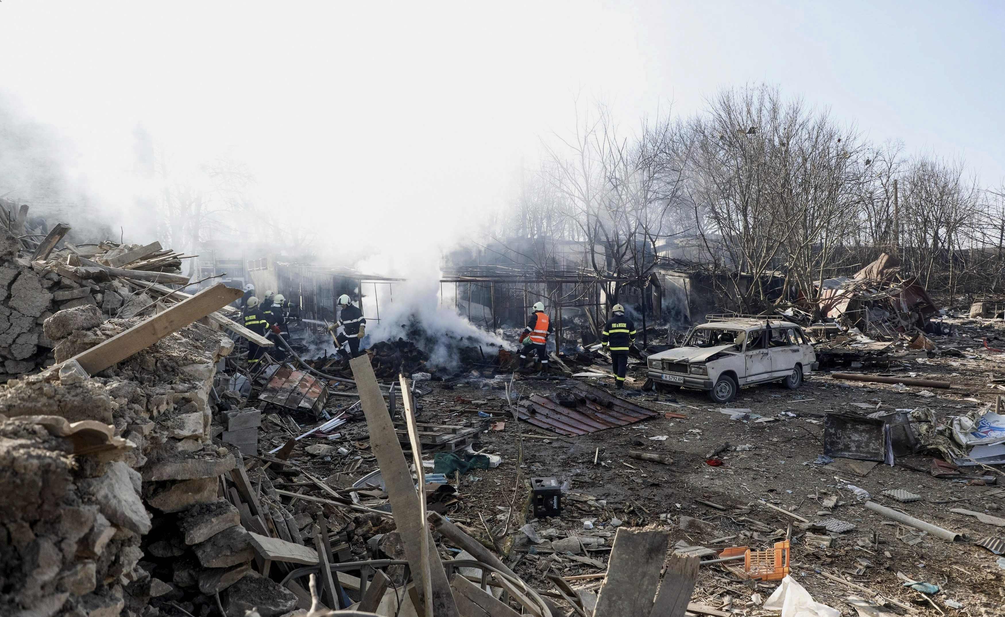 Cinco muertos por el descarrilamiento de un tren de carga en Bulgaria