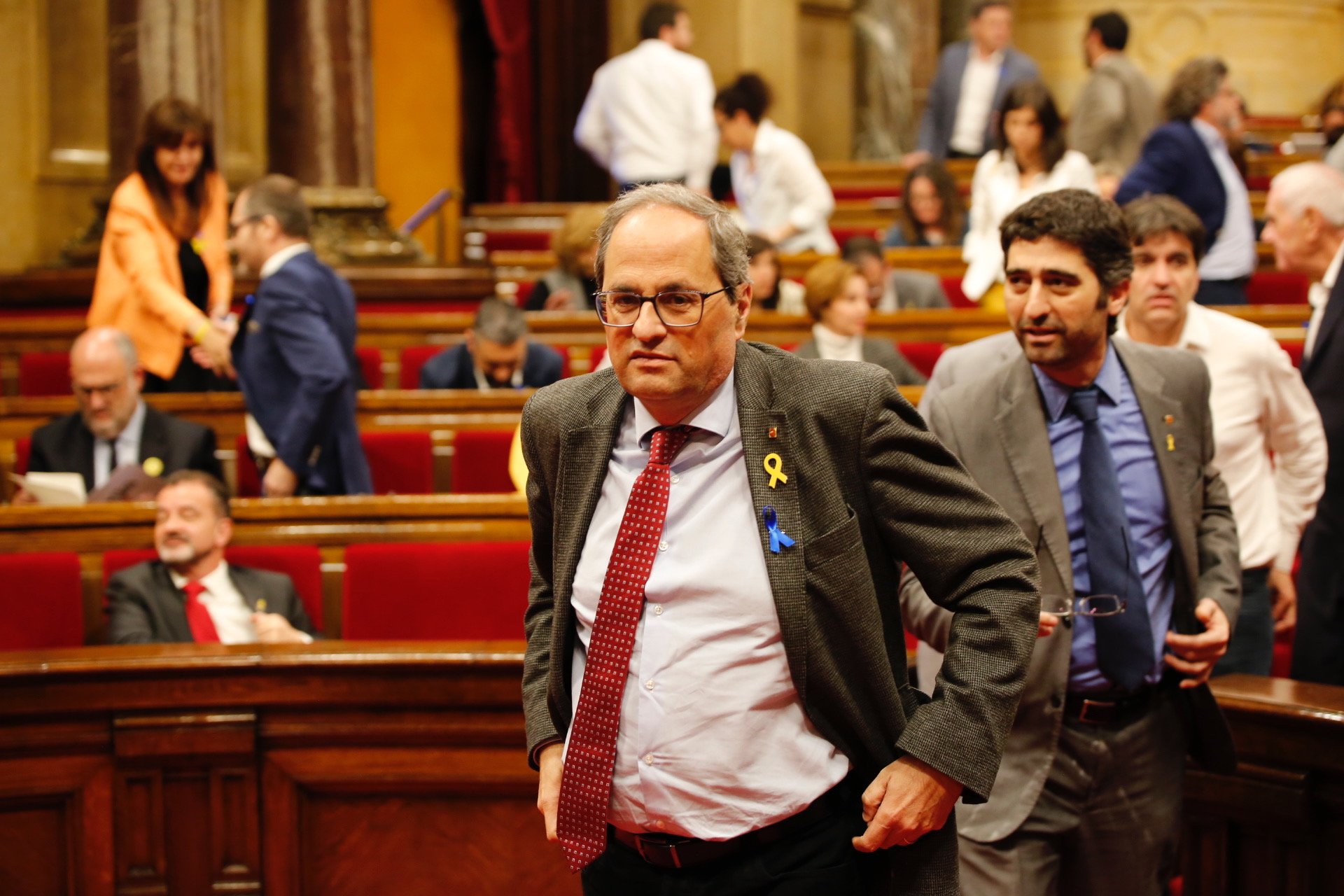 El Parlament exige a Torra elecciones inmediatas o cuestión de confianza