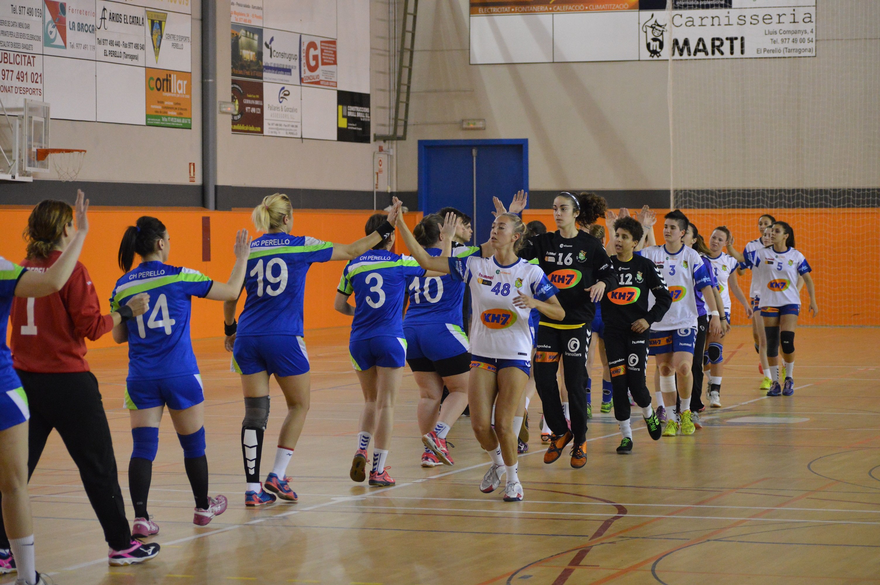Els pavellons del Perelló, Granollers i OAR Gràcia Sabadell centren la jornada d’handbol femení