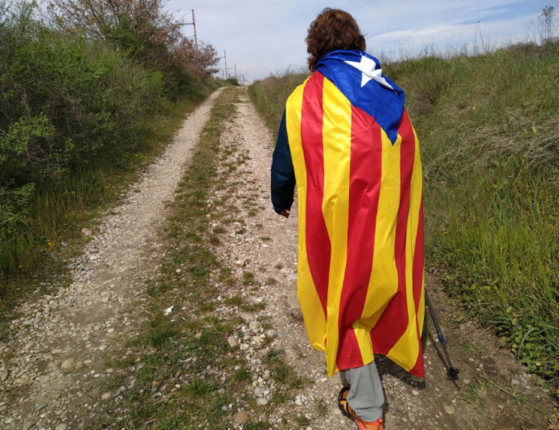 Un activista caminarà 1.200km fins el cor d'Europa per denunciar el judici al procés