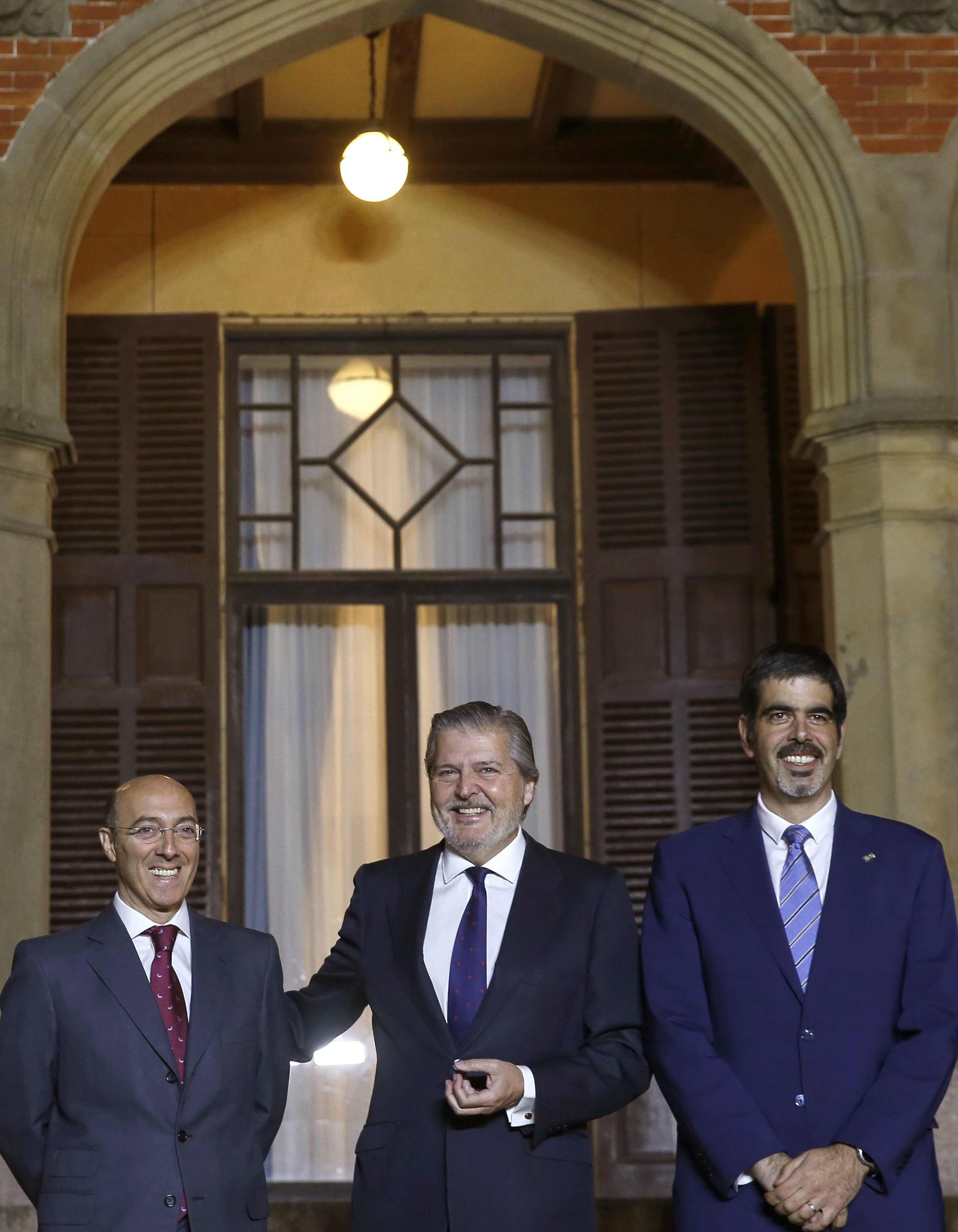 El delegat del Govern a Euskadi, caçat comprant al 'top manta'