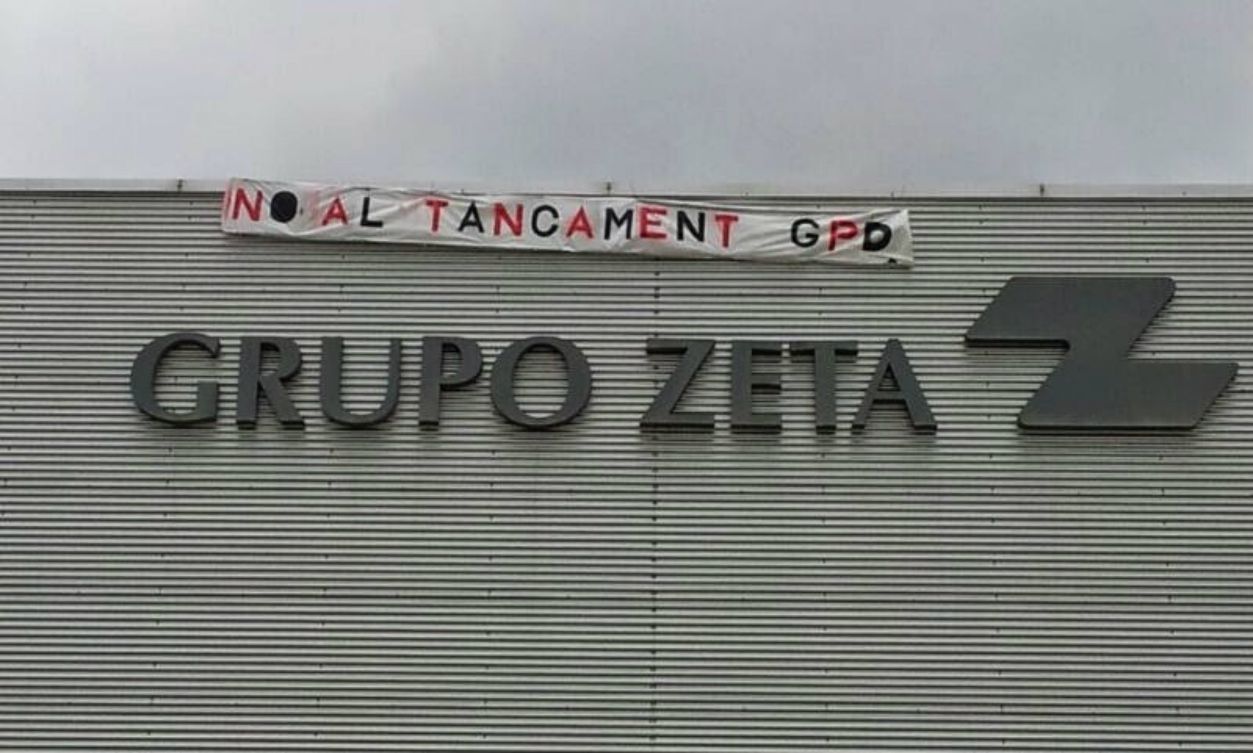 Zeta vol tancar la planta d’impressió d''El Periódico': 54 acomiadaments