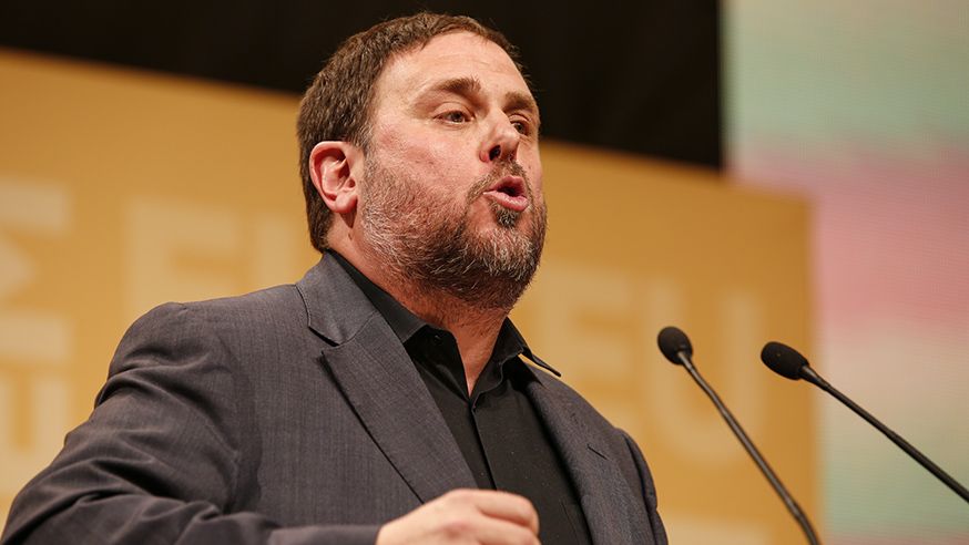 ERC planta cara a Colau