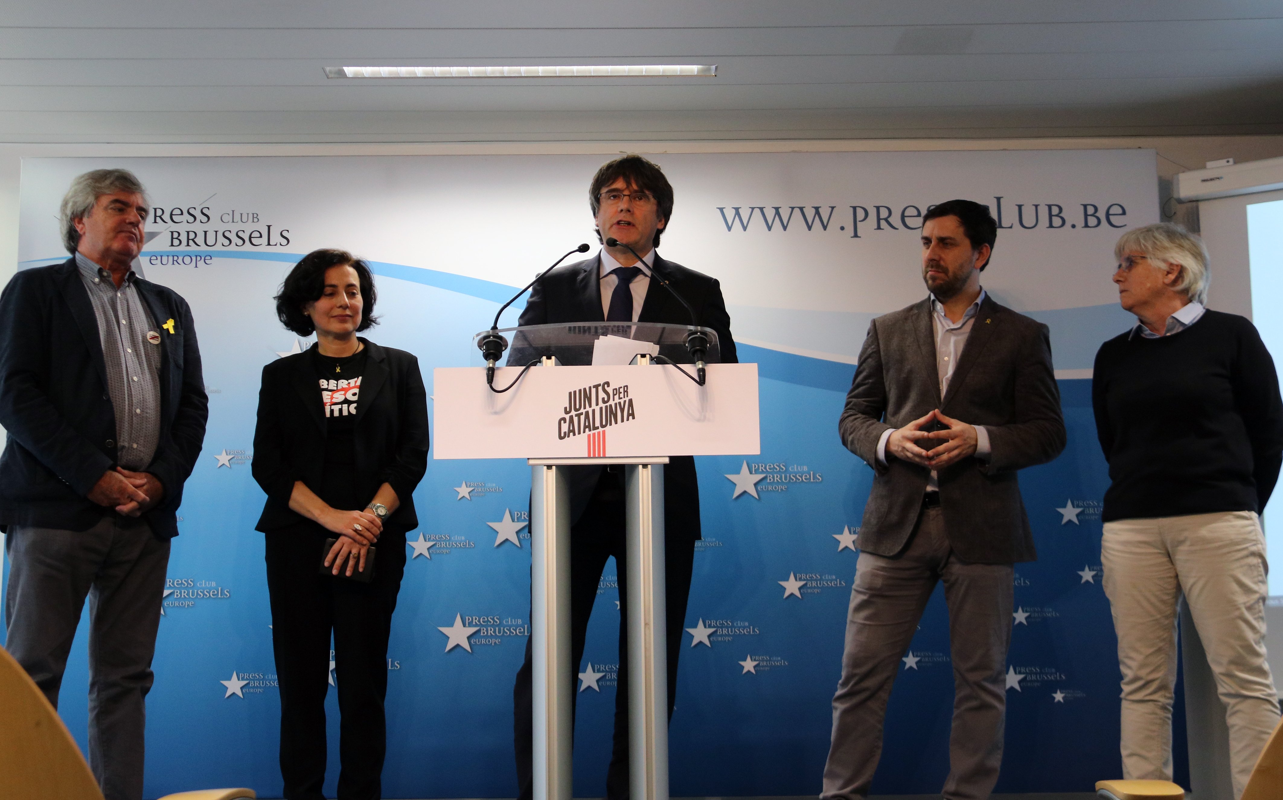 Primer mensaje de Puigdemont en las europeas: "Aquí ofrecemos unidad"
