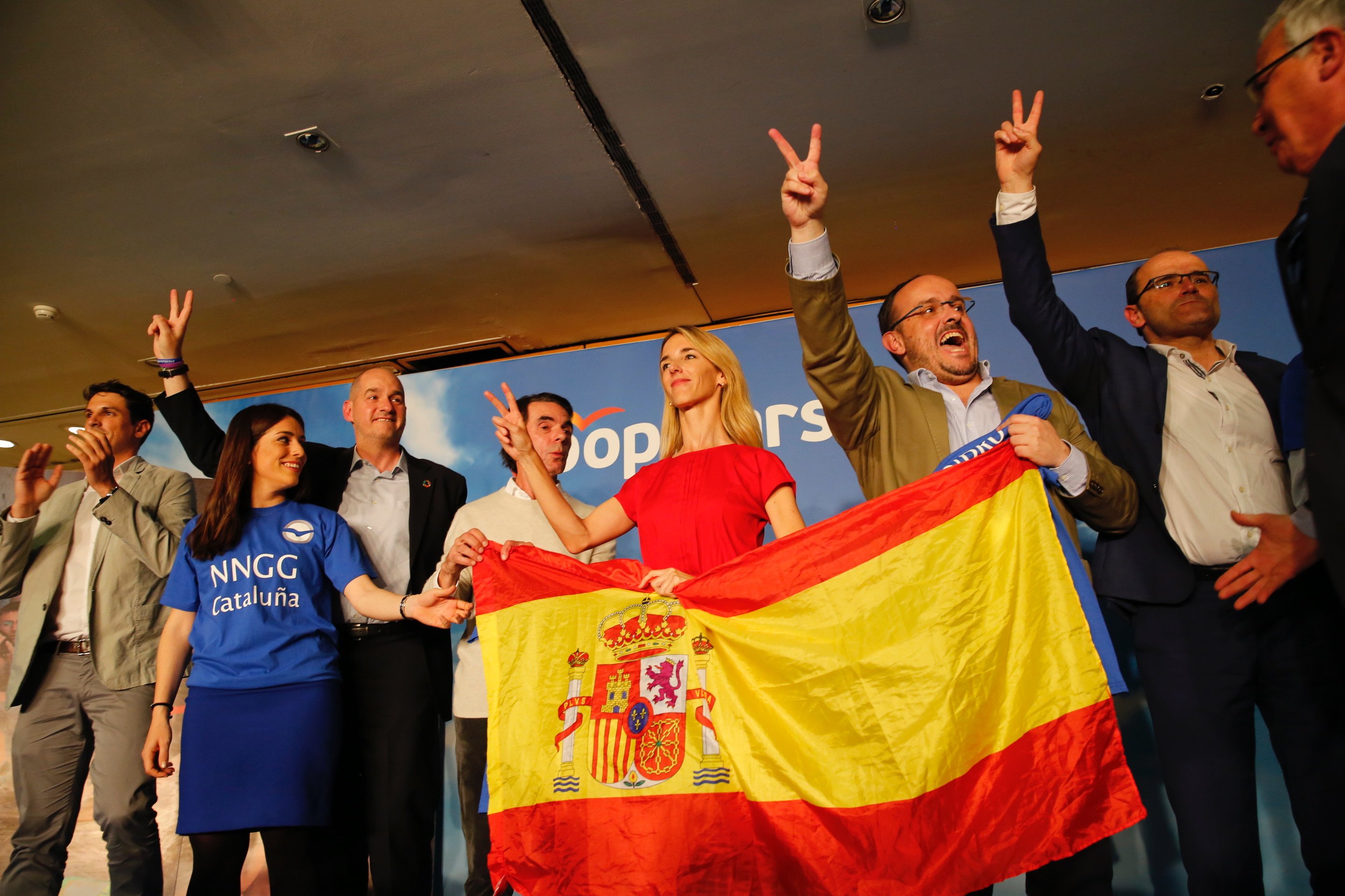 El tono hortera de Alejandro Fernández contra Quim Torra (implorando los últimos votos)