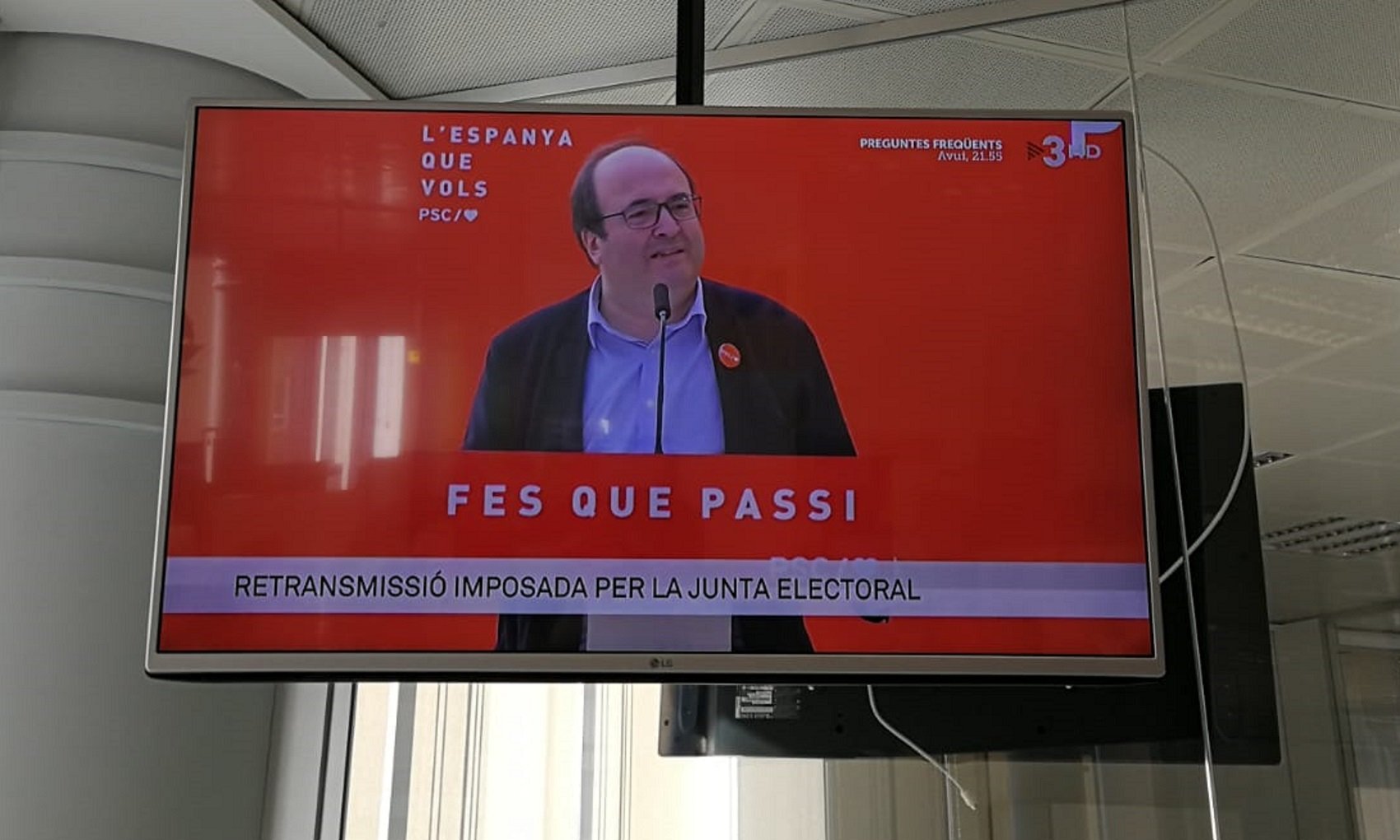 Mítings del PSC, Ciutadans i PP a TV3 per imposició de la JEC