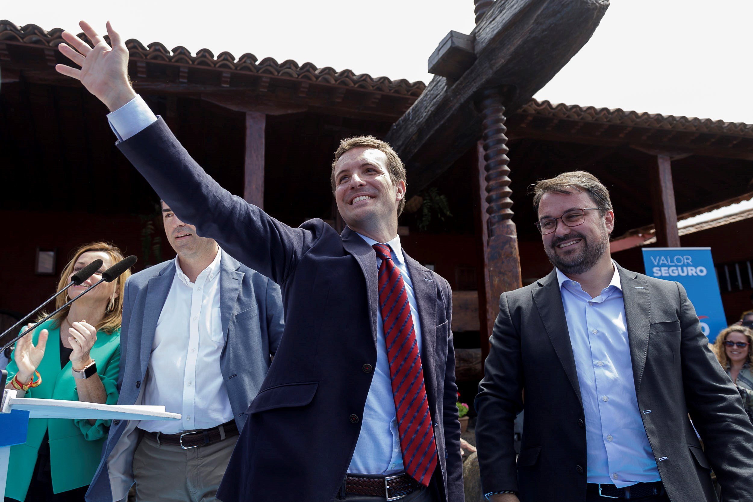 Casado promete que el Estado recuperará la gestión de las prisiones si gobierna