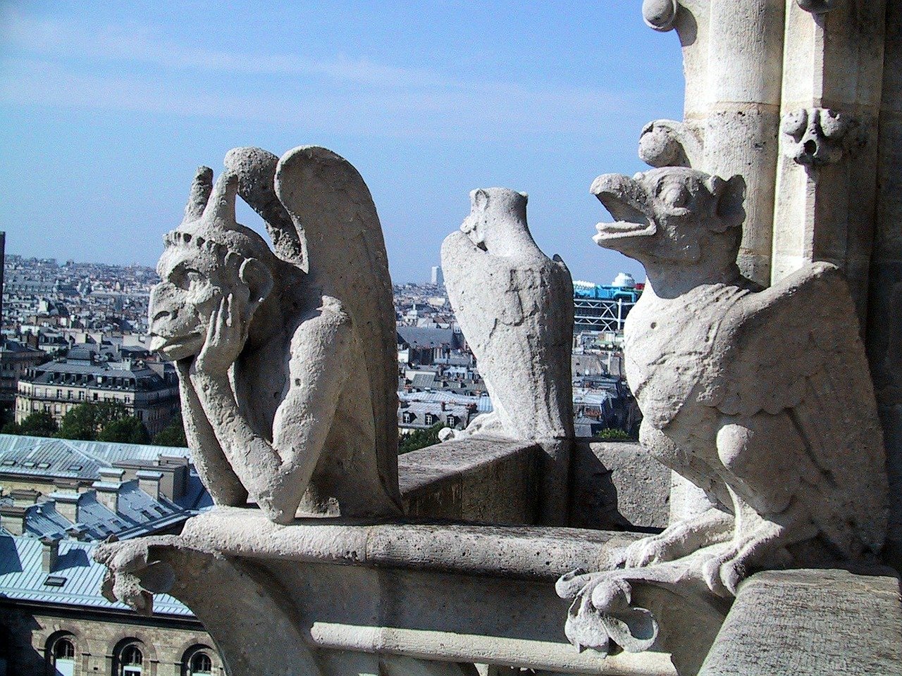Notre Dame, una reconstrucción que complicará el "mal de la piedra"