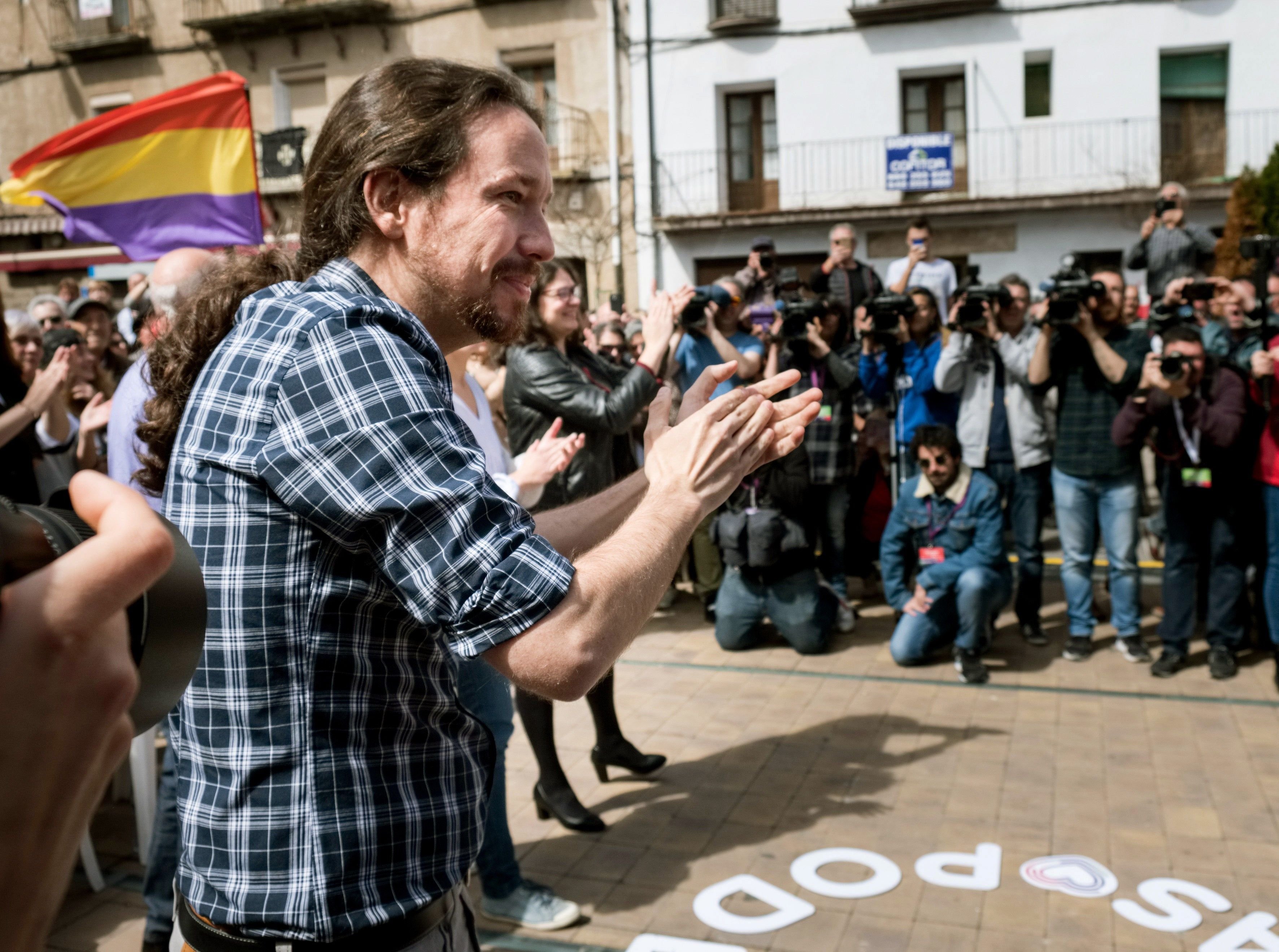 Iglesias acusa Sánchez de "prendre-li el pèl"