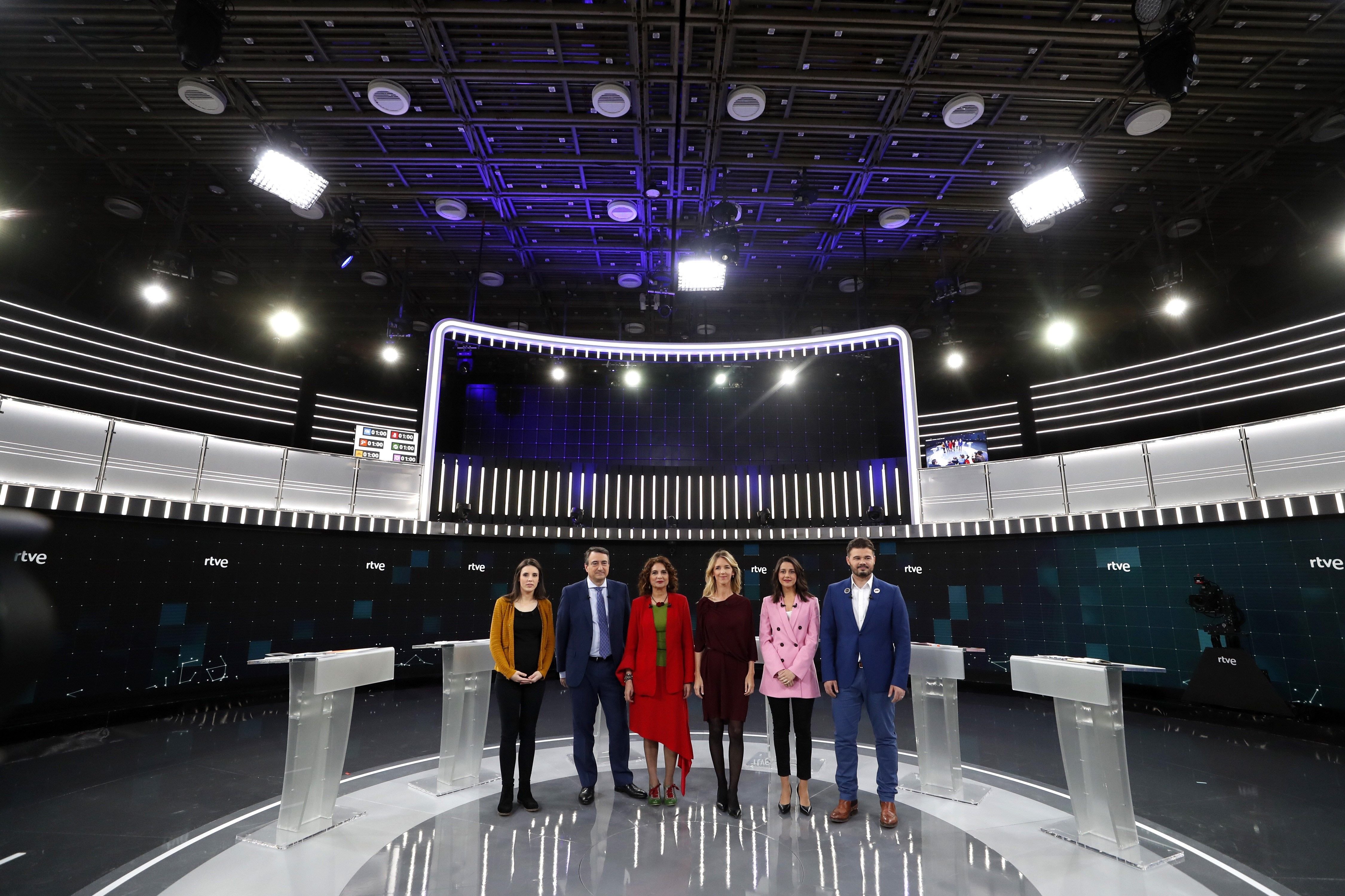 Cayetana tensa un debat de candidats amb Rufián abanderant el diàleg