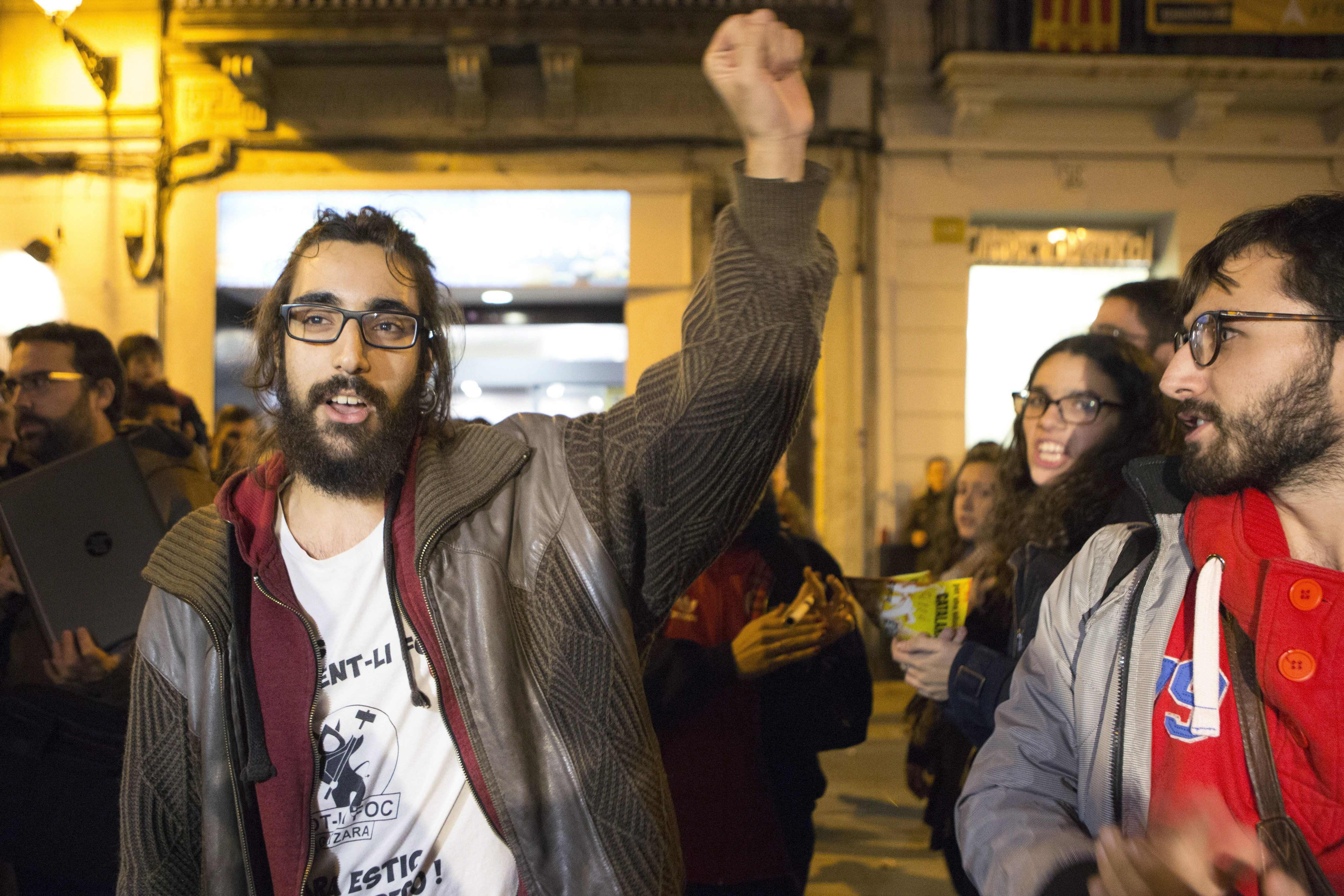 Els cinc cupaires detinguts queden en llibertat amb càrrecs després de negar-se a declarar