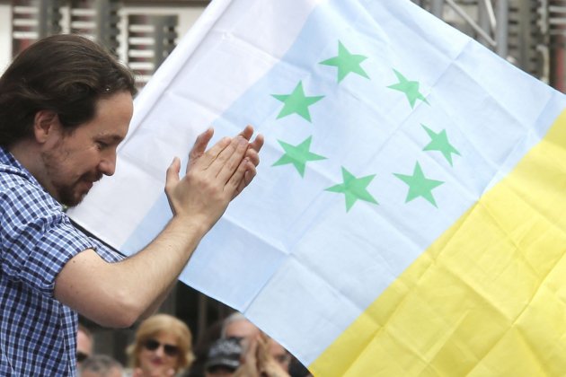 pablo iglesias bandera indepe canaria EFE