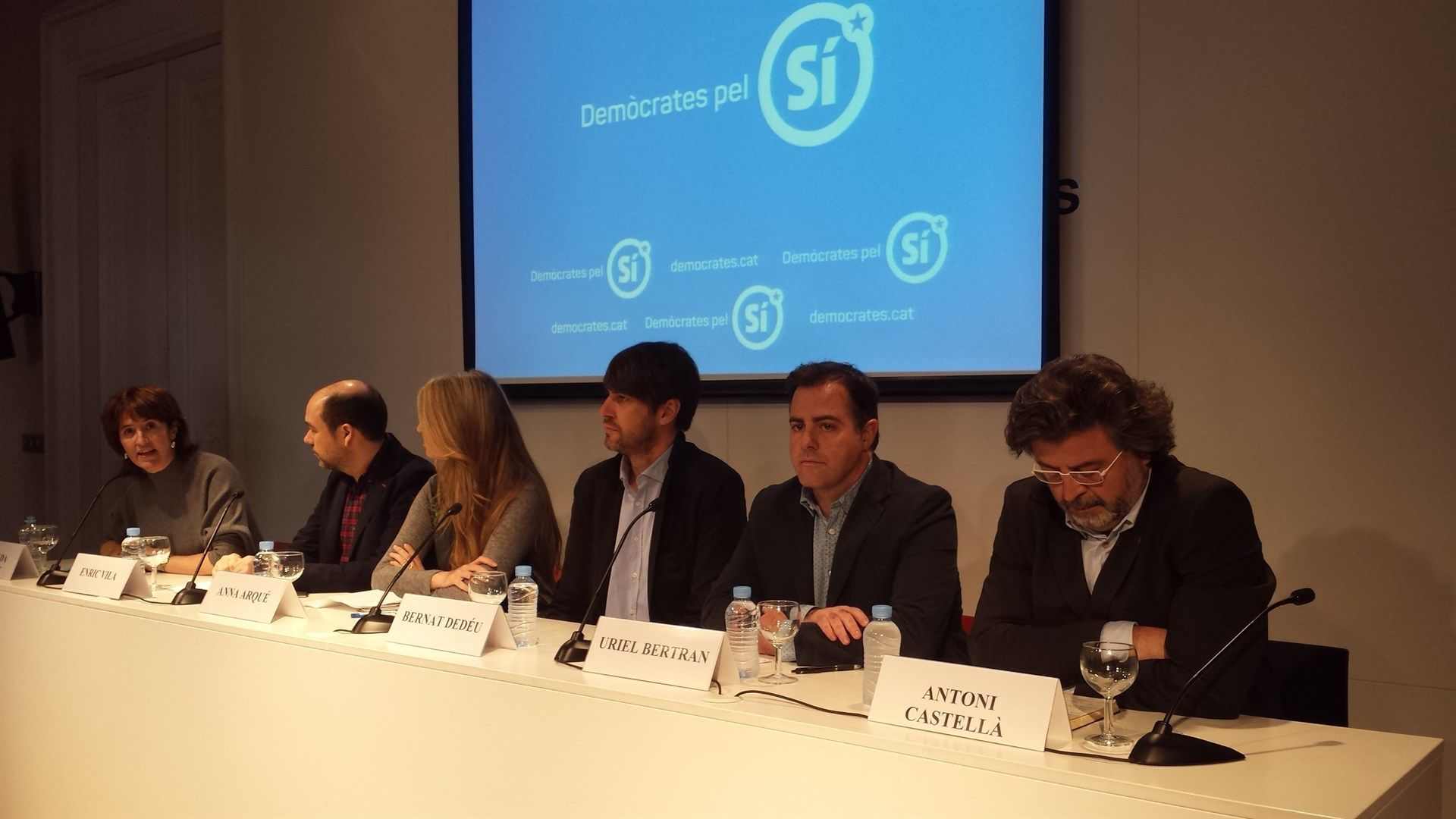 La societat civil dóna el tret de sortida a la campanya pel 'sí' al referèndum