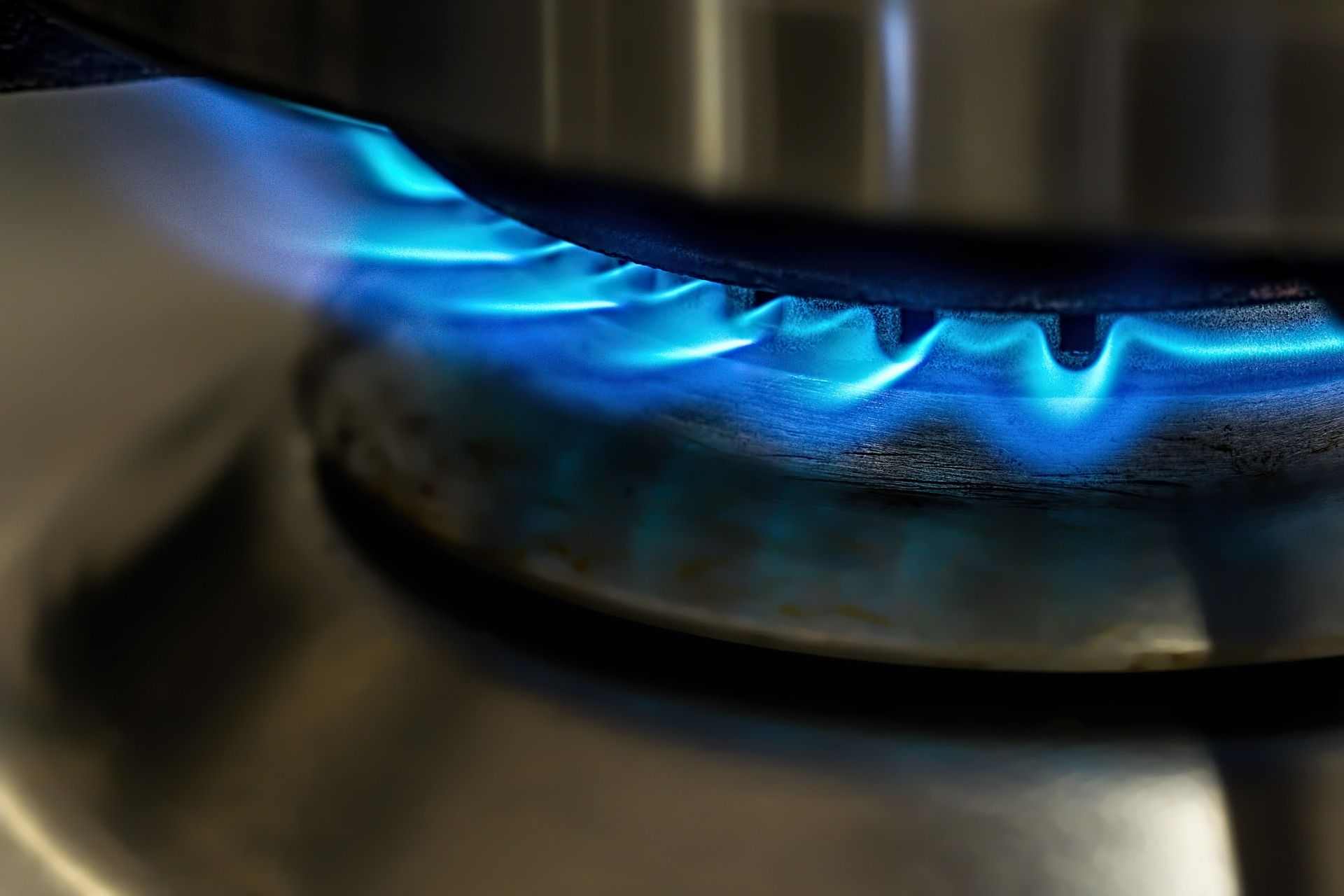 10 consells per estalviar en la factura de llum i gas 10 consells per estalviar en la factura de llum i gas